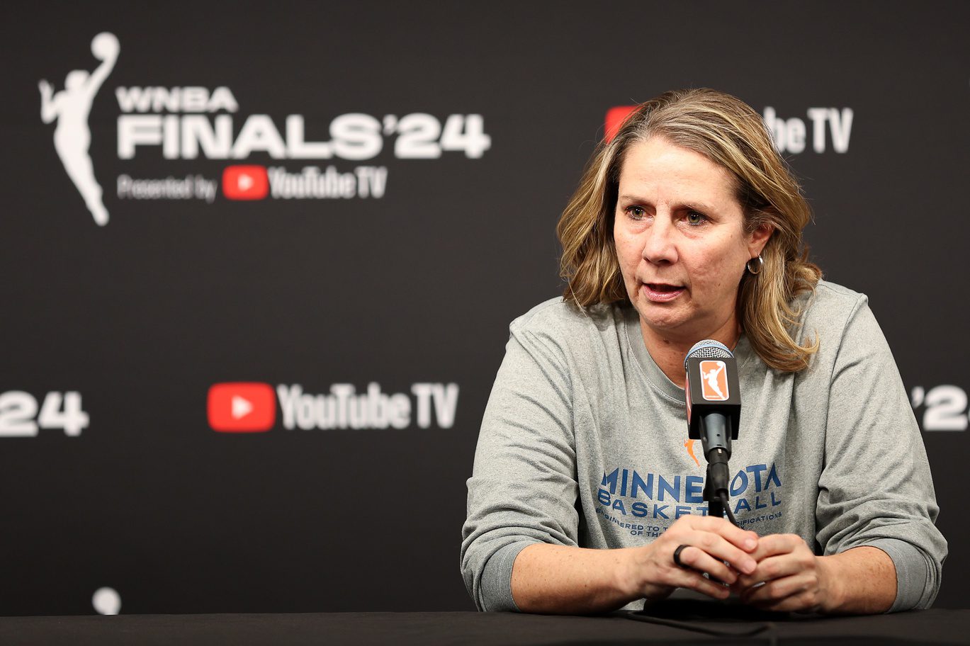 Minnesota Lynx Head Coach Ruthlessly Erupts On WNBA Officiating Over 'Stolen' Championship 1 Minnesota Lynx, Cheryl Reeve