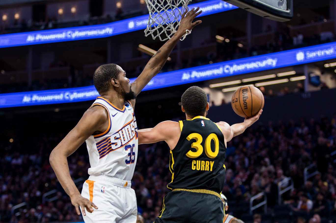 Stephen Curry v Kevin Durant: Career Comparison 5 USATSI 22496290 168400517 lowres