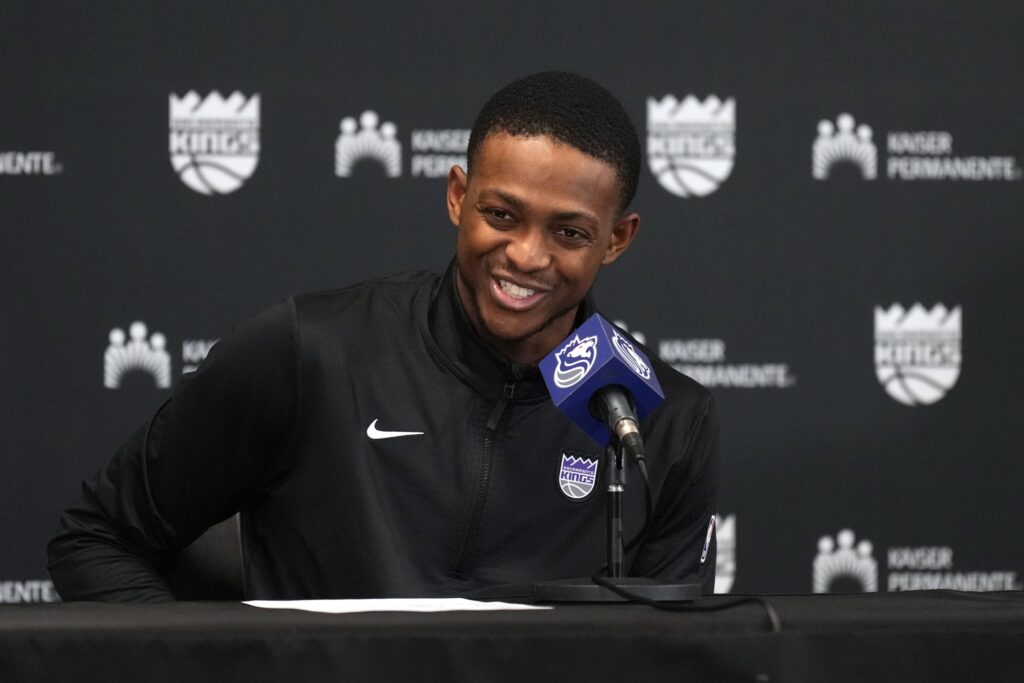 Kings: De'Aaron Fox Insists He Wants to Retire in Sacramento After Turning Down $165-Million Extension But . . . 'At the End of the Day, I Want to Win' 2 Sacramento Kings, De'Aaron Fox