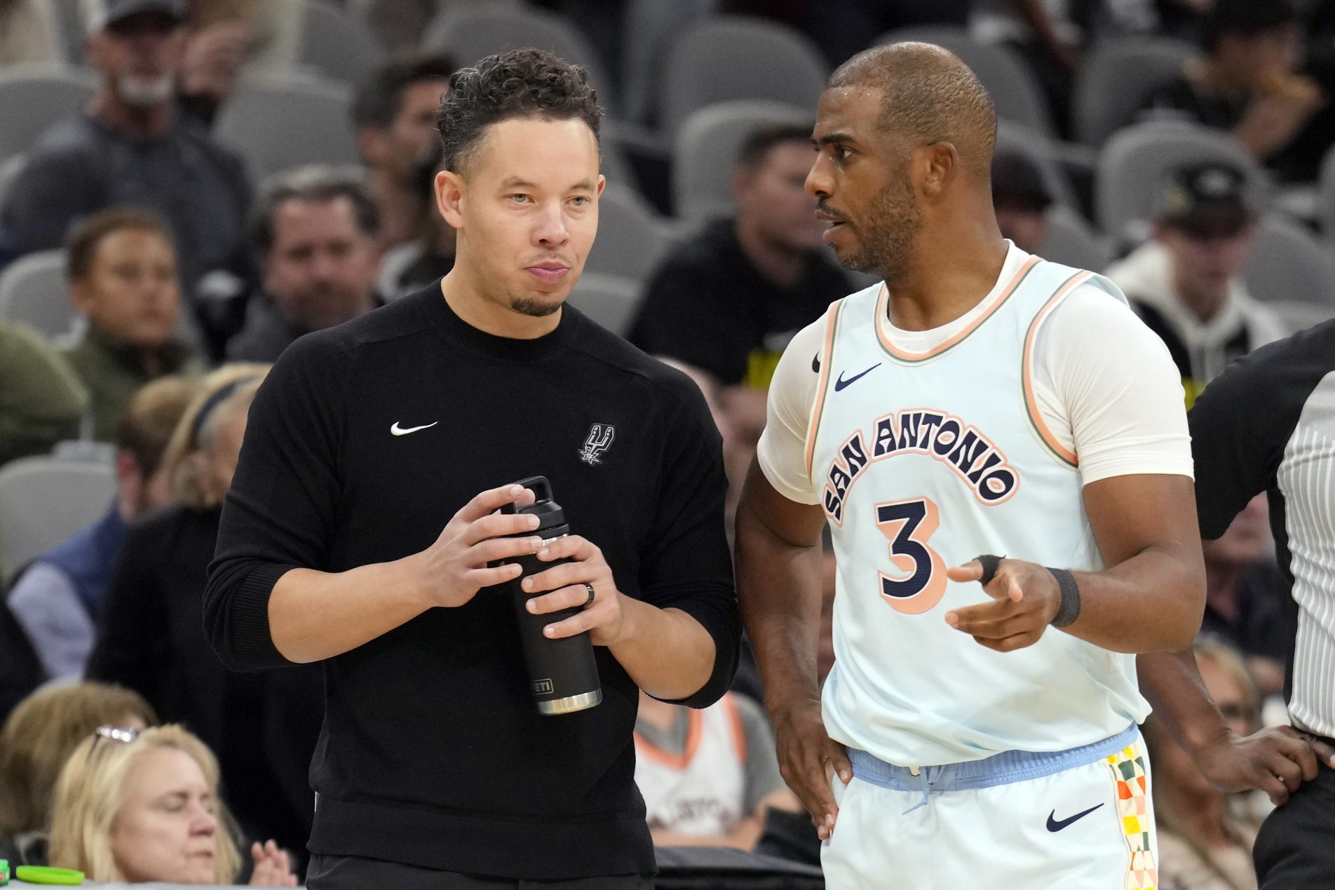 San Antonio Spurs, Chris Paul, Mitch Johnson