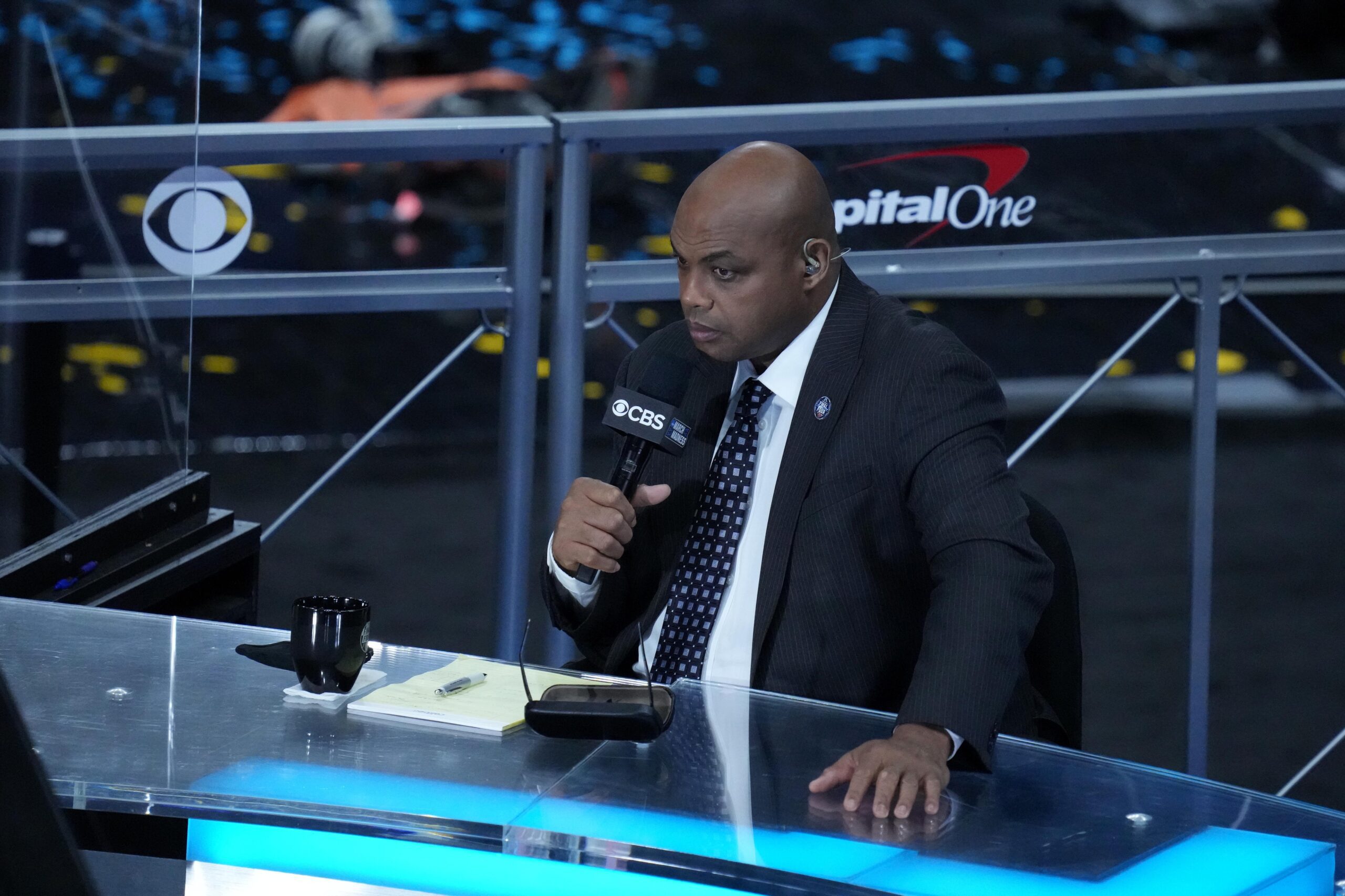 "He's On Ozempic": NBA Fans Got Jokes At Charles Barkley's Drastic Weight Loss Praise From Shaq 3 Charles Barkley