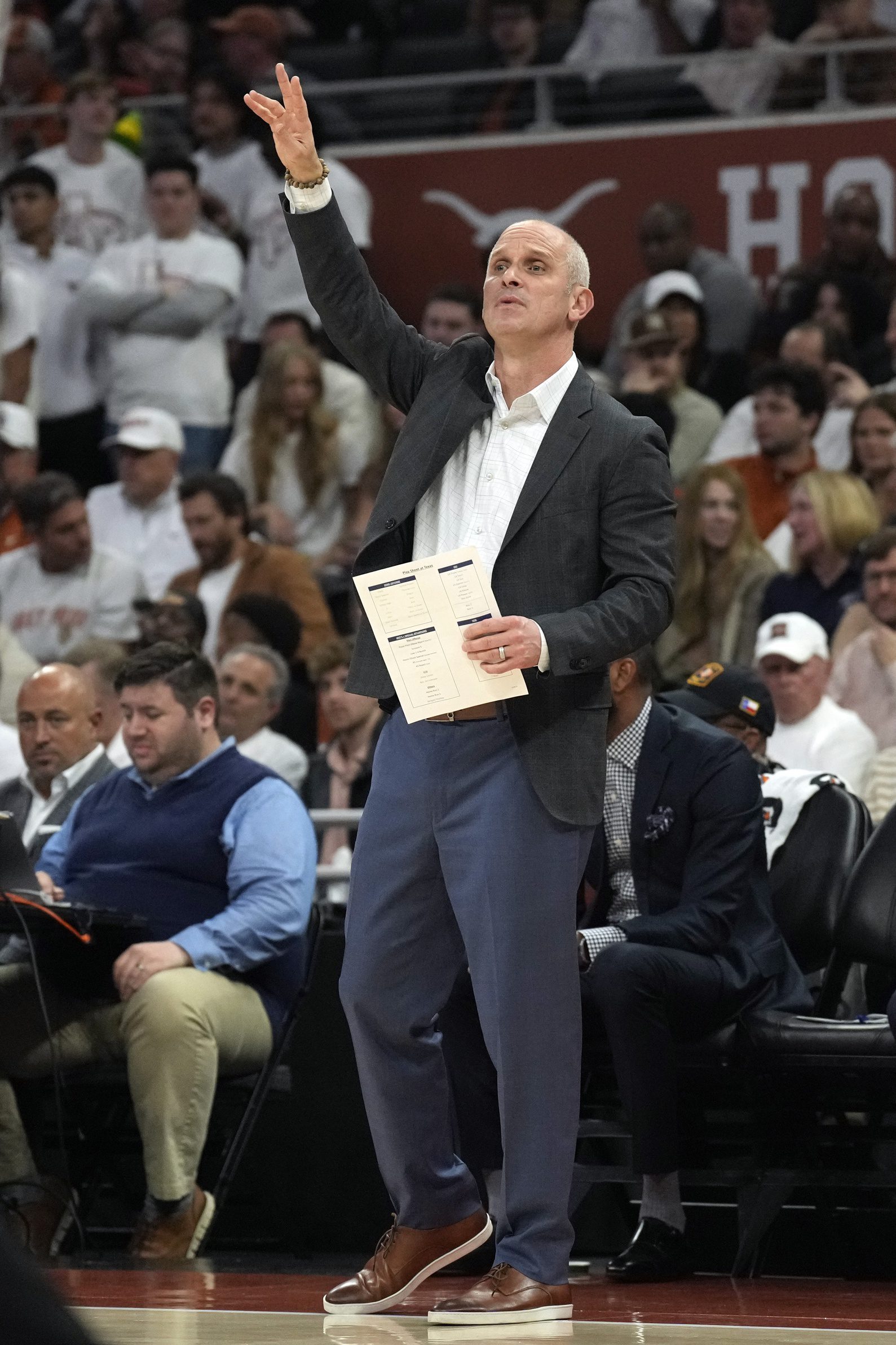 We Back': Fans React to UConn's Big Win Over Gonzaga 3 UConn, Dan Hurley