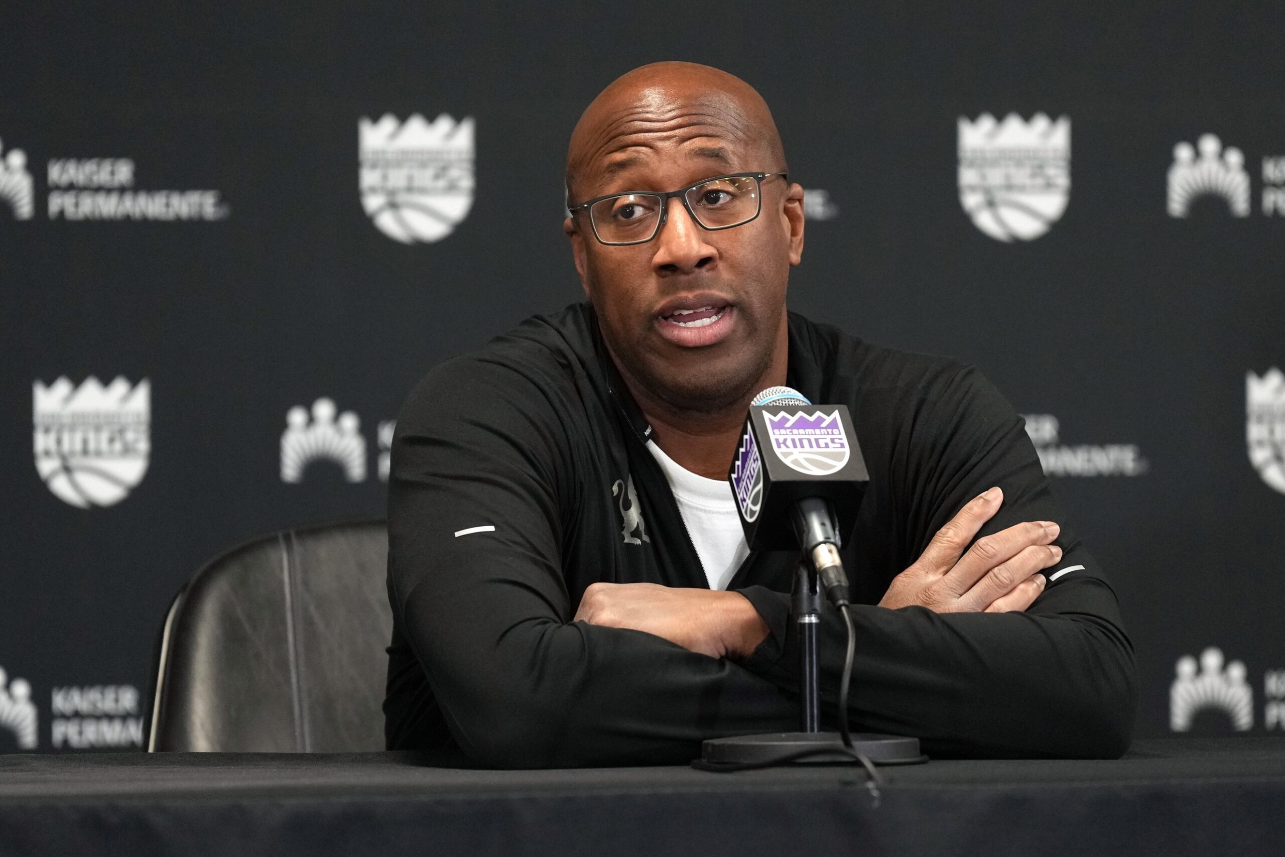 Mike Brown, Sacramento Kings, New York Knicks