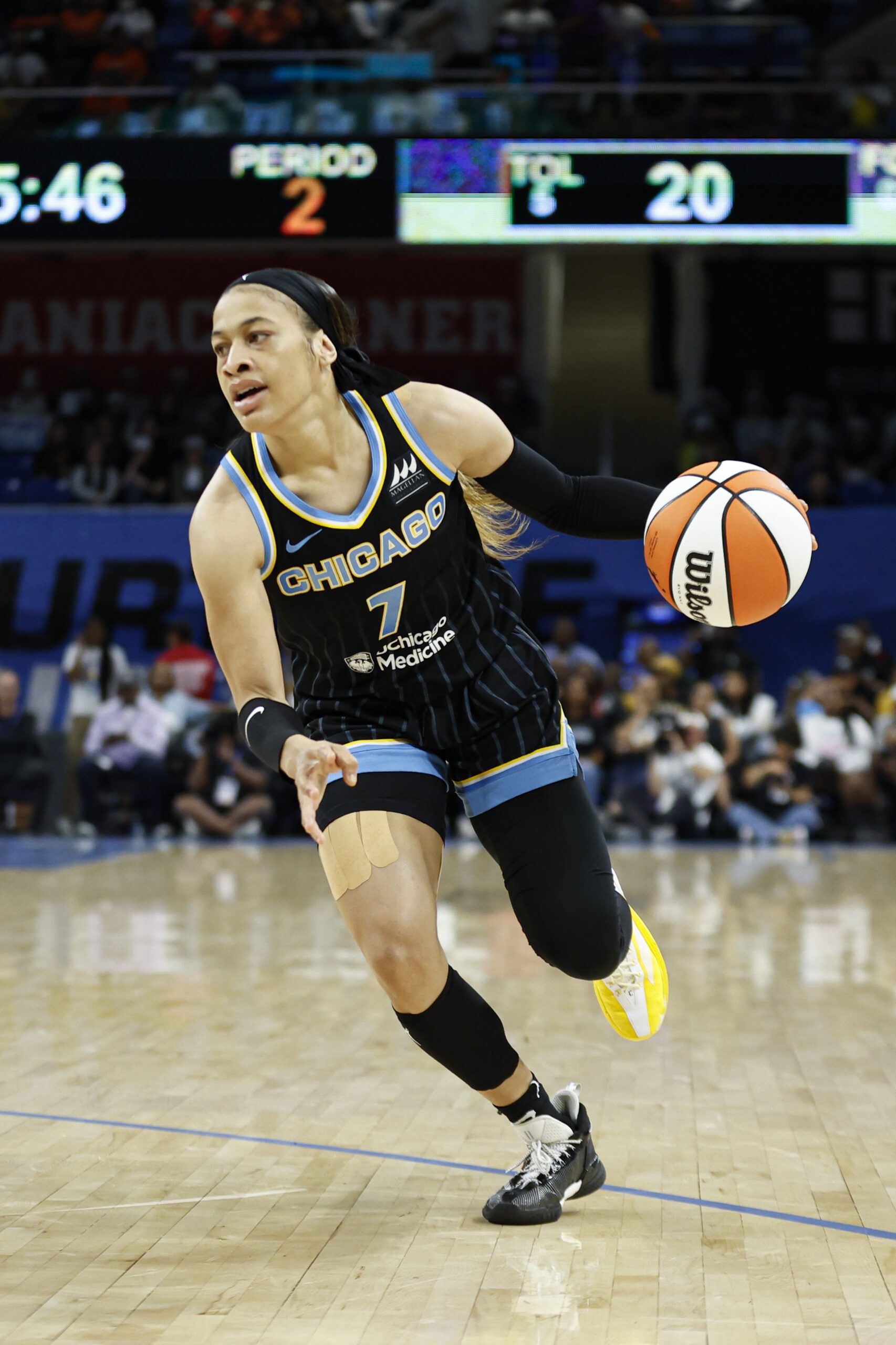 Chicago Sky, Chennedy Carter
