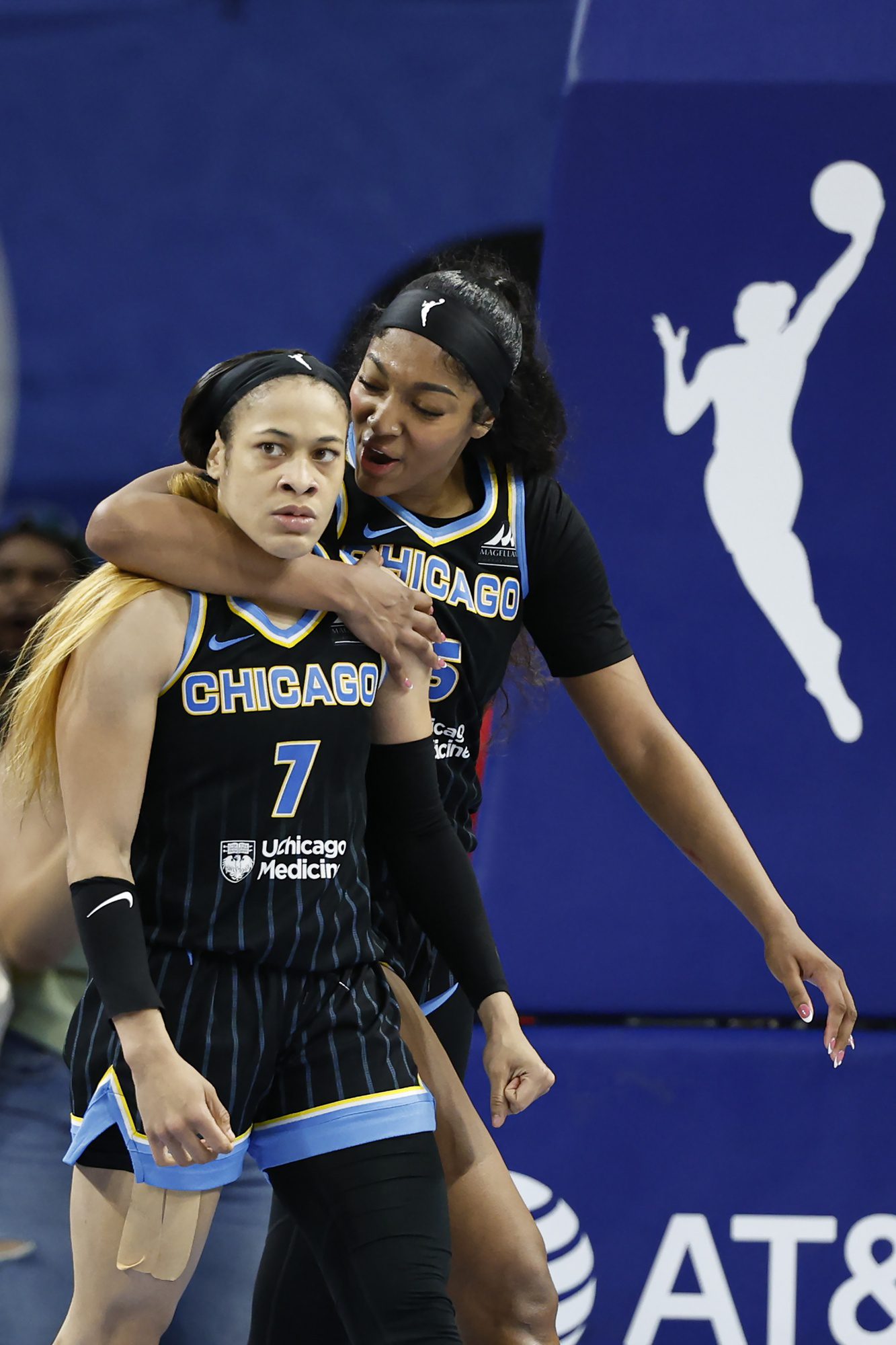 Chicago Sky, Chennedy Carter