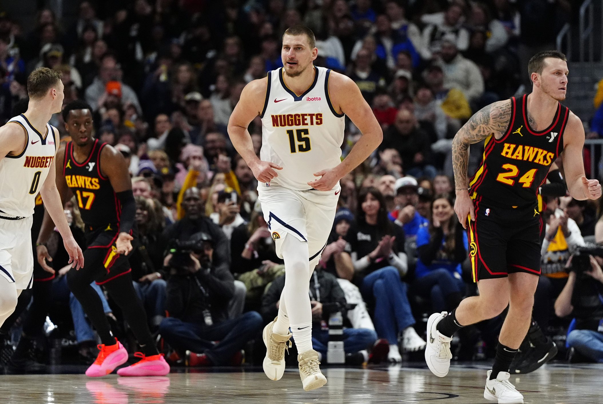 "No Worry at All" - Denver Nuggets Exec Reveals His True Feelings on Extension Talks With Nikola Jokic 3 Denver Nuggets, Nikola Jokic
