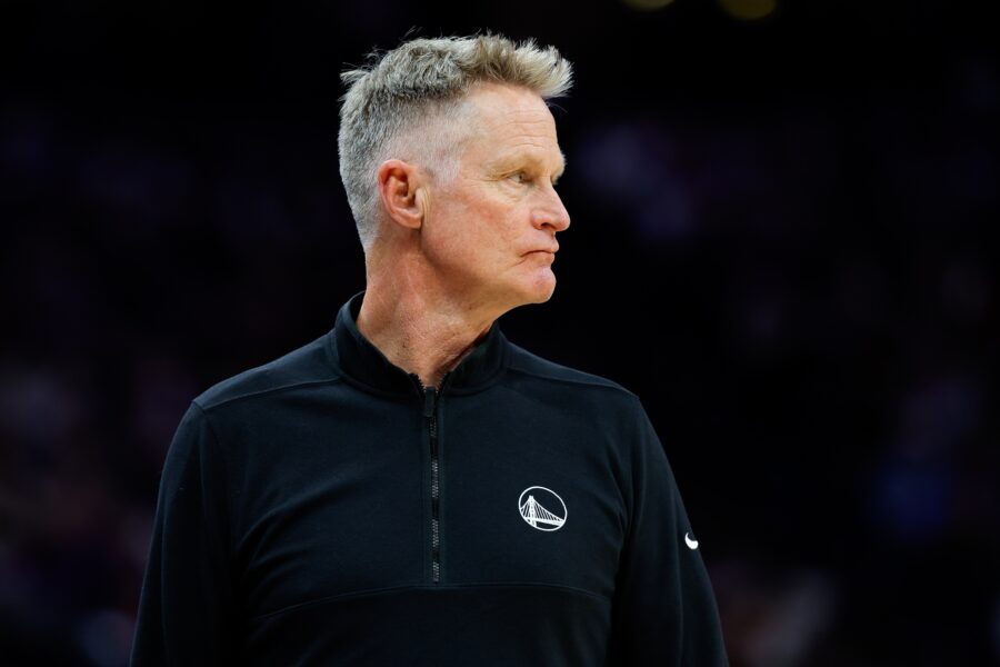 “He’s Still Got It” – Warriors Coach Praises Al Horford, Details Load Management Strategy Golden State Warriors head coach Steve Kerr looks on during the third quarter against the Sacramento Kings at Golden 1 Center.