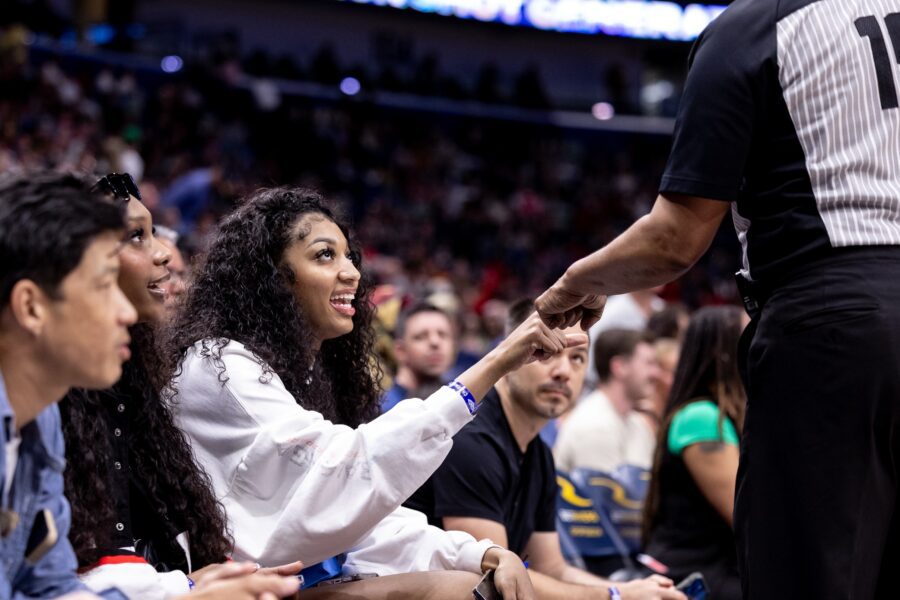 "Hot Mom, Hot Wife": Angel Reese Reacts To Kentavious Caldwell-Pope's Wife McKenzie On Swimsuit Shots 4 USATSI 22937729 168400517 lowres