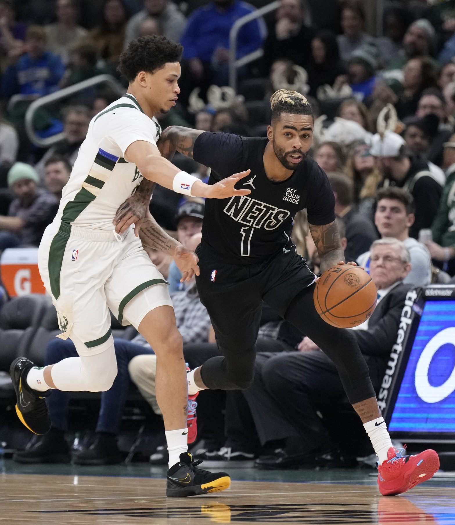 "My 2 Minions": D'Angelo Russell's GF Laura Ivaniukas Shows Playday With Their Kids 1 USATSI 25104233 168400517 lowres