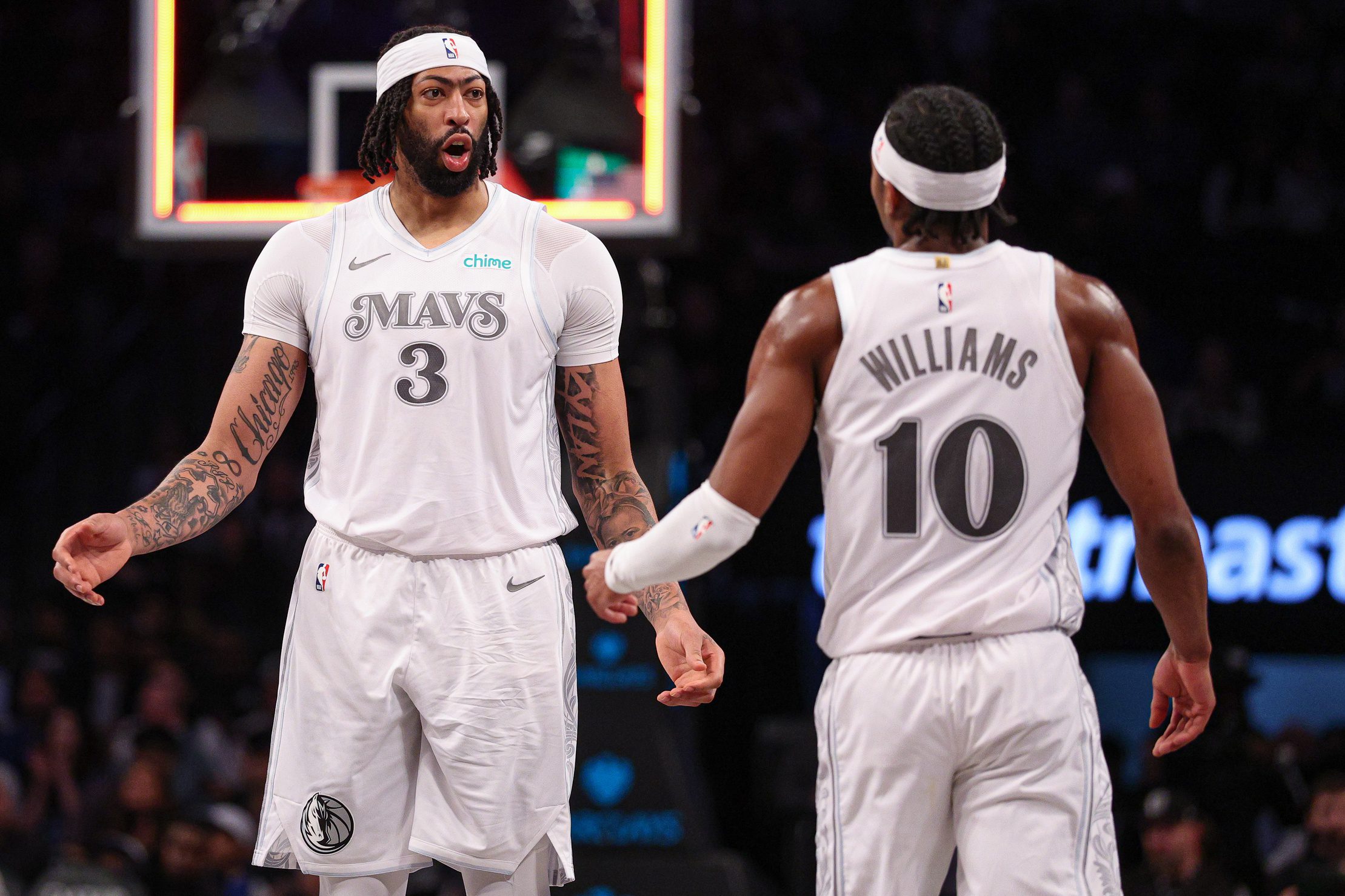 Dallas Mavericks, Anthony Davis