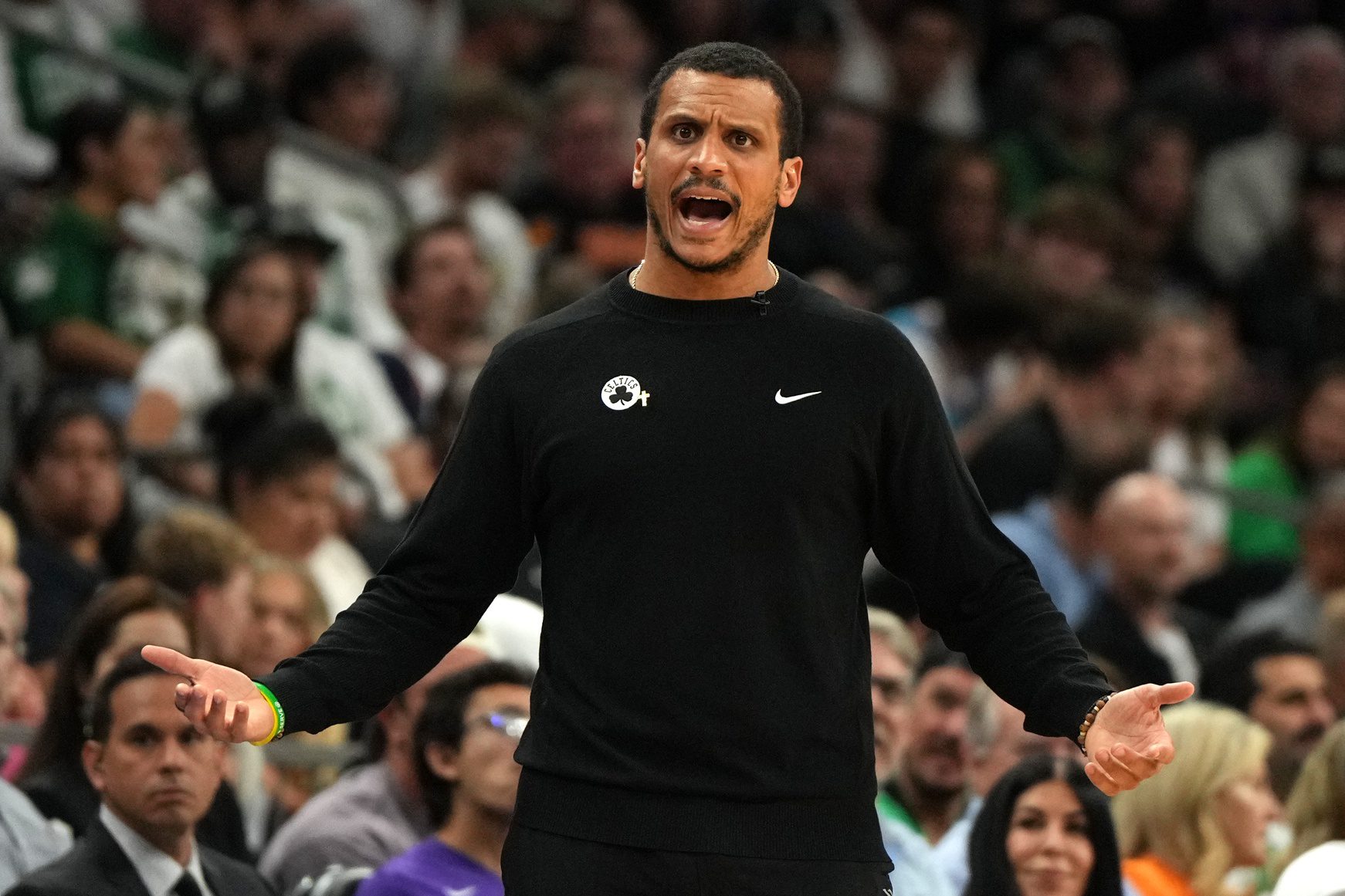 “Will Continue to Invite Trade Discussion” - Boston Celtics Expected to Trade $100 Million Guard 2 Boston Celtics head coach Joe Mazzulla reacts against the Phoenix Suns during the second half at Footprint Center.
