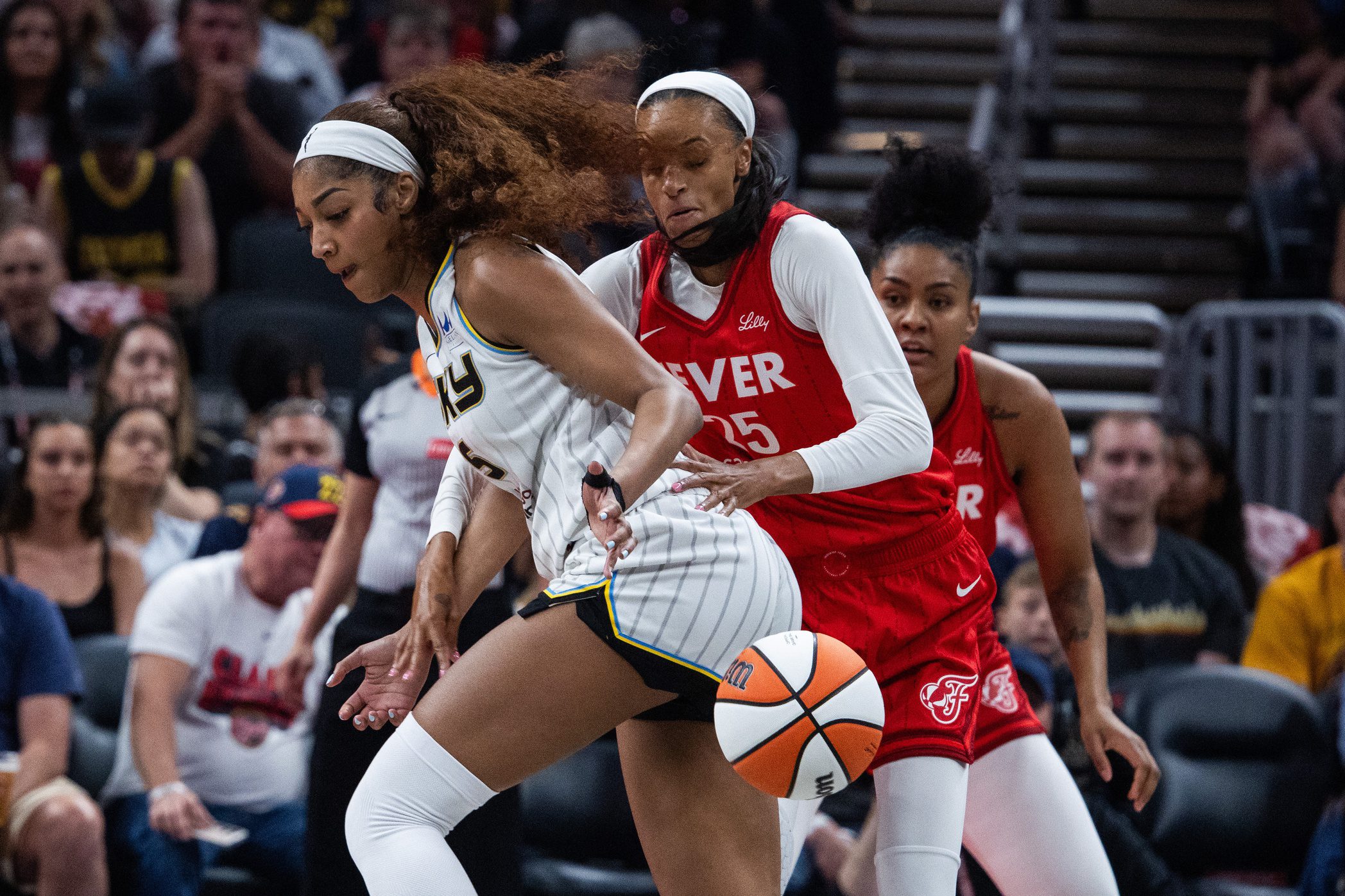 "So Gorgeous": Angel Reese Leads Natasha Howard, Satou Sabally And Others In Saluting DeWanna Bonner 1 Angel Reese