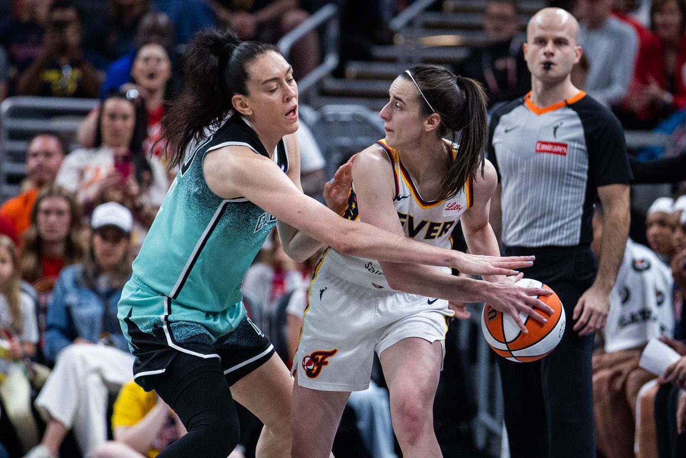 Caitlin Clark Defended Well By Natasha Cloud In The Clutch Gets Reaction  From Sabrina Ionescu
