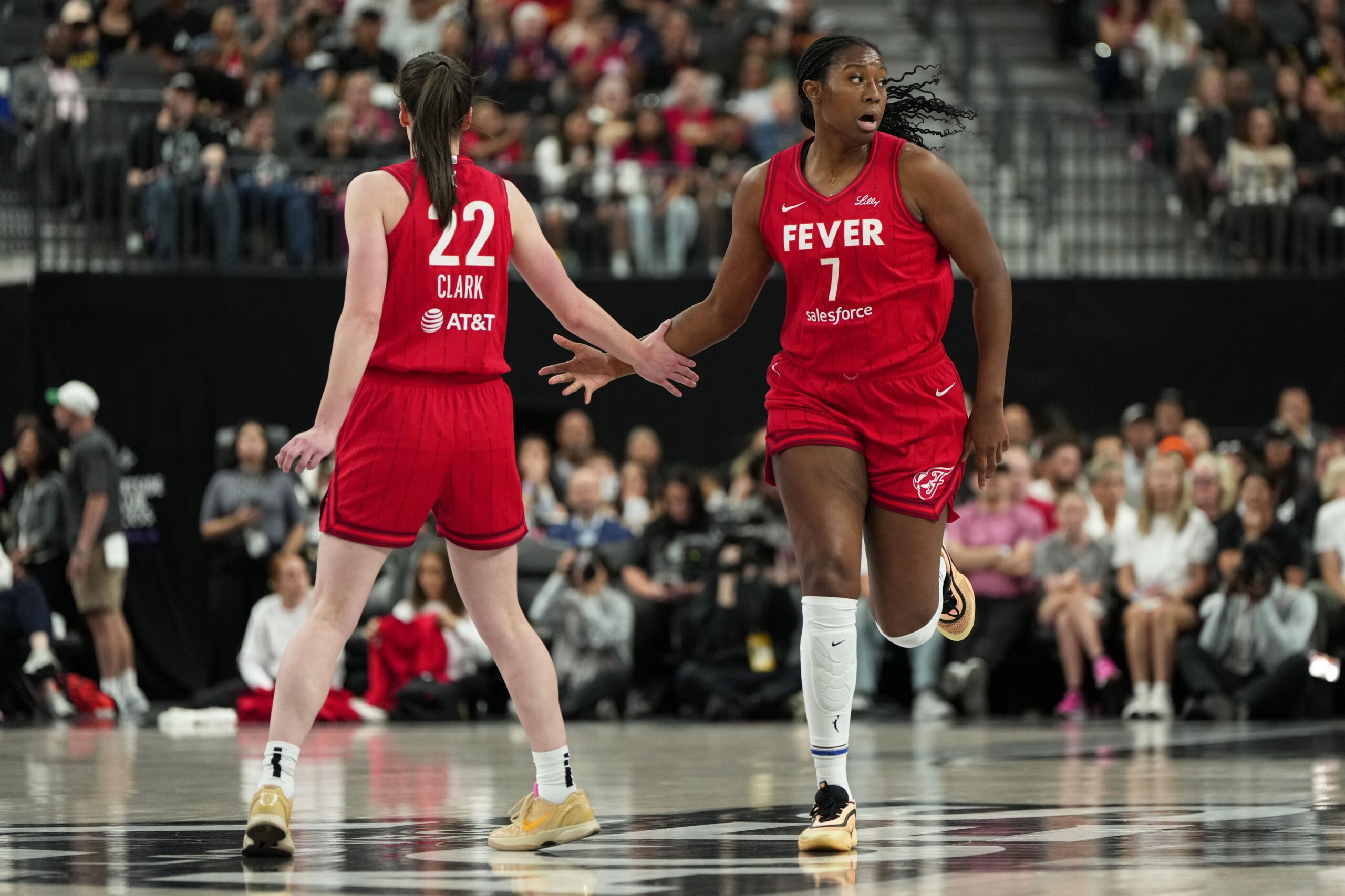 "Mami": Sophie Cunningham, Lexie Hull Leads Fever Tributes To Aliyah Boston’s Historic Streak 3 Aliyah Boston, Cailtin Clark