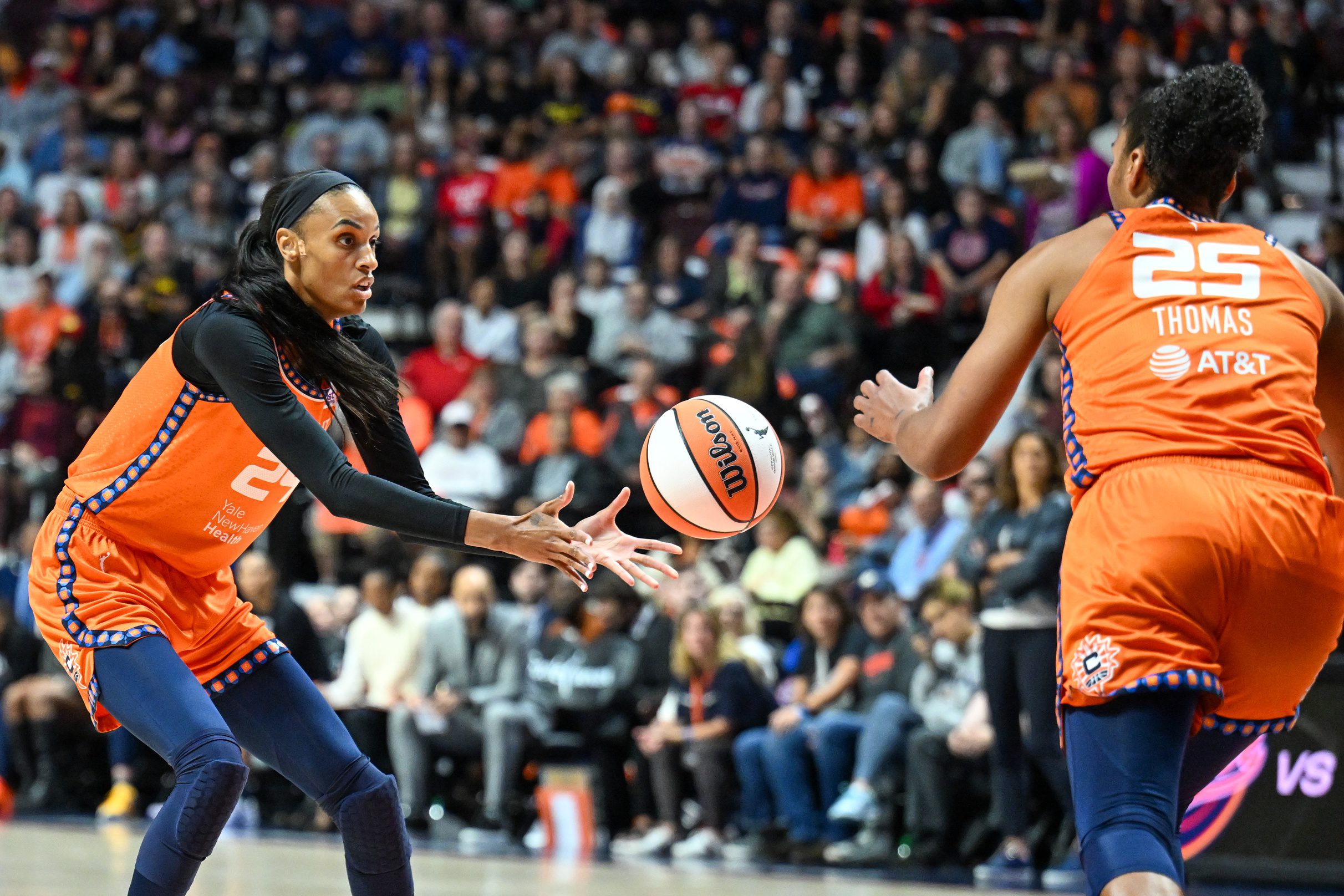 "We Handle This As A Business: DeWanna Bonner Gets Serious On Teaming Up With Fiancee Alyssa Thomas With Phoenix Mercury 1 DeWanna Bonner