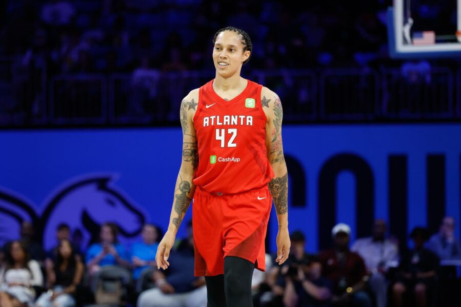 “Still Crazy KD Trying To Smash That Dude”: WNBA Fans Throw Jokes As Brittney Griner’s Unrivaled Post-Game Interview Goes Viral wnba fans