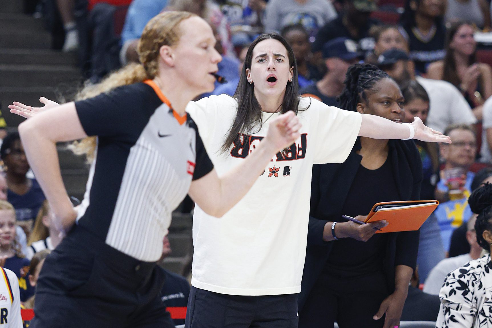 "You Were Right In Front Of Her": Caitlin Clark Goes Off On WNBA Referee With Viral Sideline Rant 1 Caitlin Clark