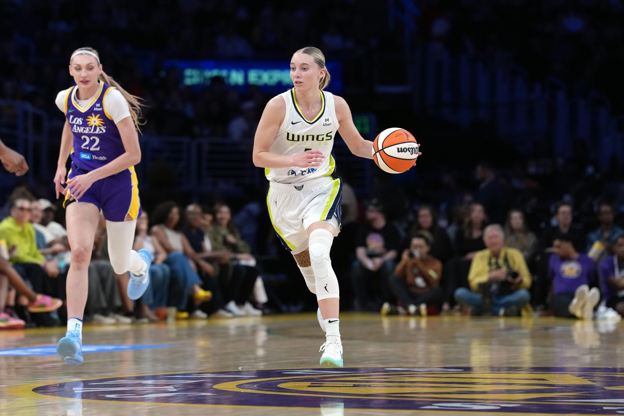 "Will Lead To Bueckers Being On The Ball More": Paige Bueckers Role Sees Major Change After Wings Star’s Heartbreaking ACL Injury, Chris Koclanes Confirms 3 Paige Bueckers