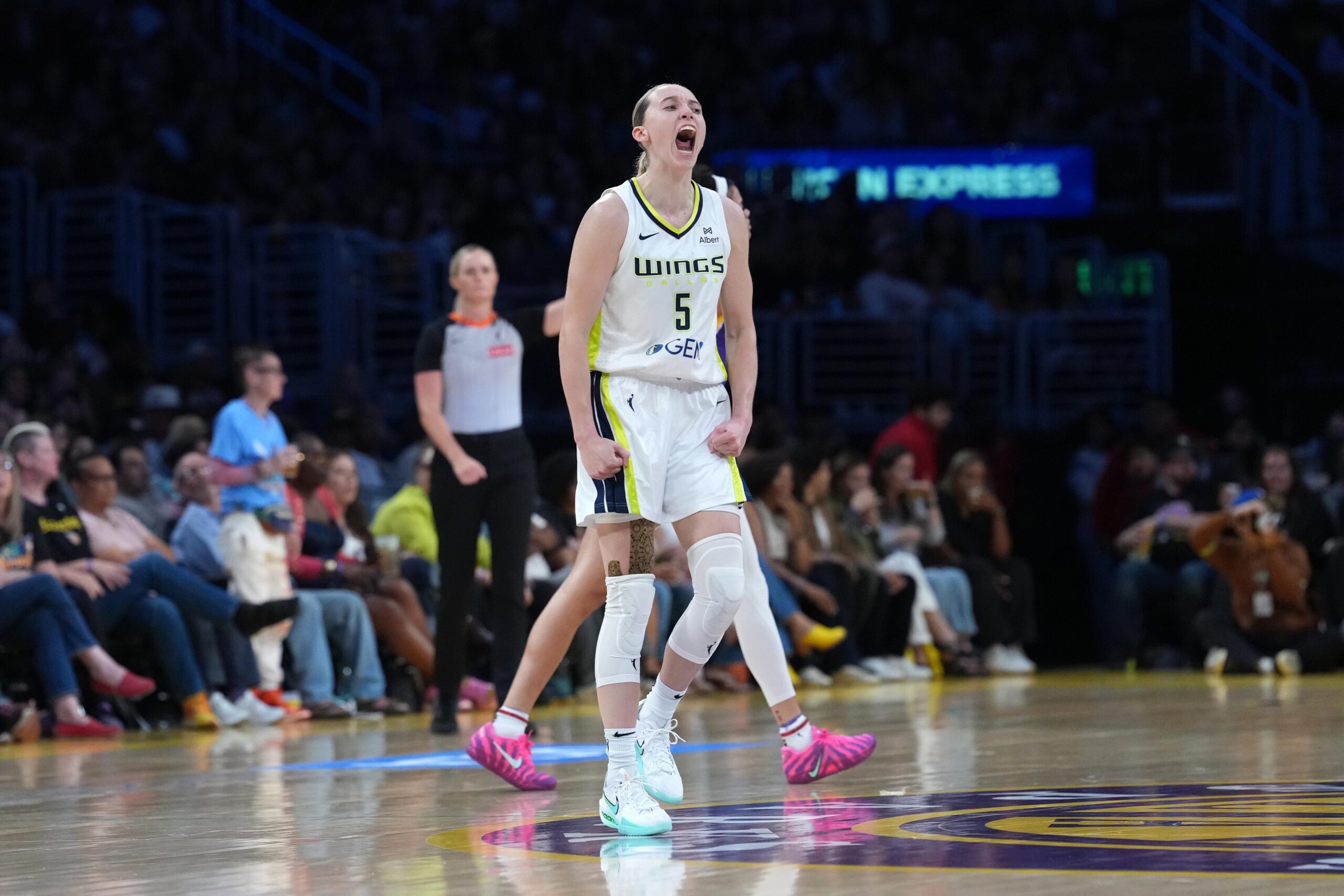 "Point Blank Period": Paige Bueckers Shatters Records, Draws Glowing Words From Cameron Brink 2 USATSI 26891630 168400517 lowres scaled