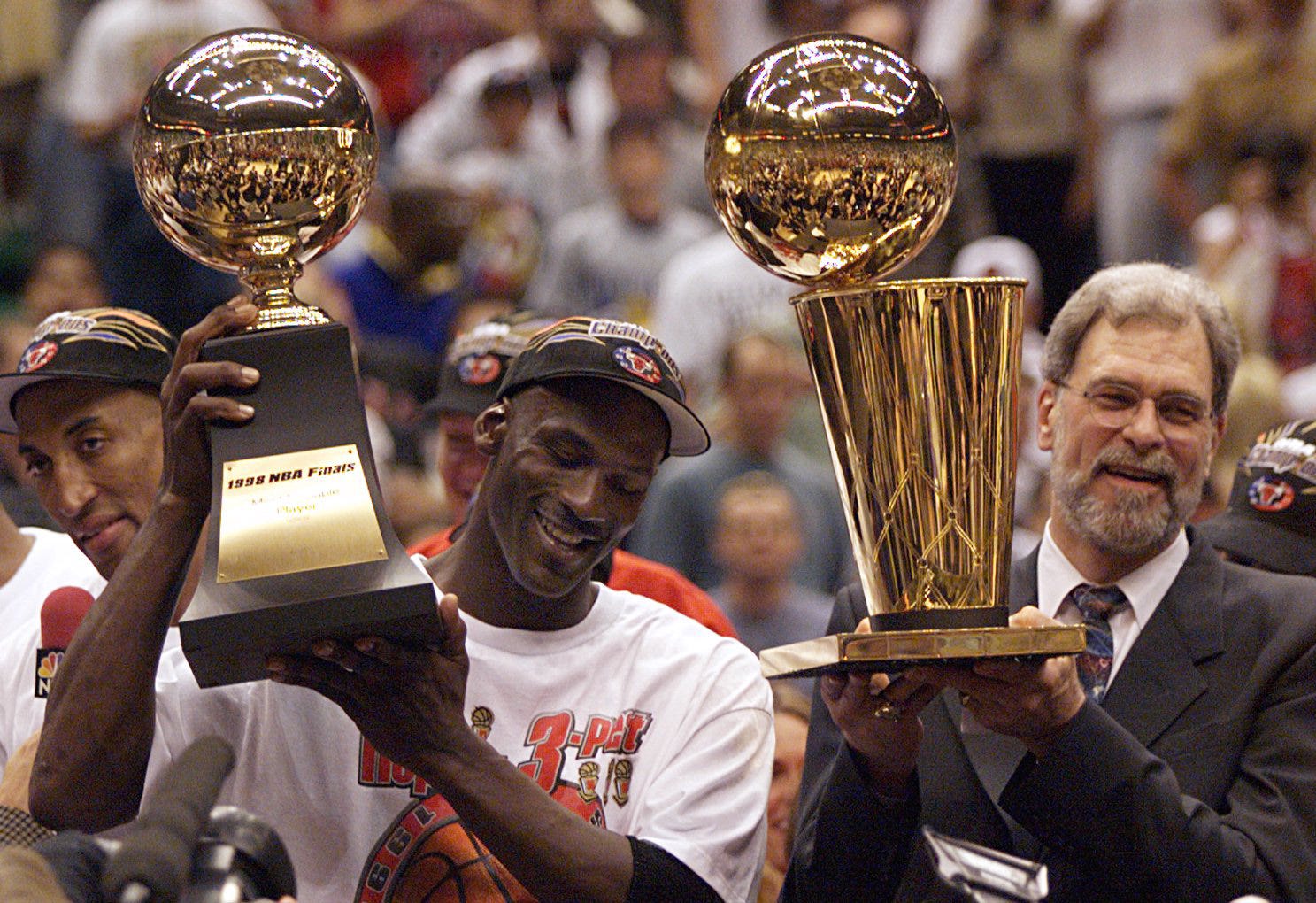 "We Are Not Getting Younger At All": Michael Jordan & Scottie Pippen's Former Teammate Bats For Duo's To Find Peace And Squash Beef 2 USATSI 14247580 1