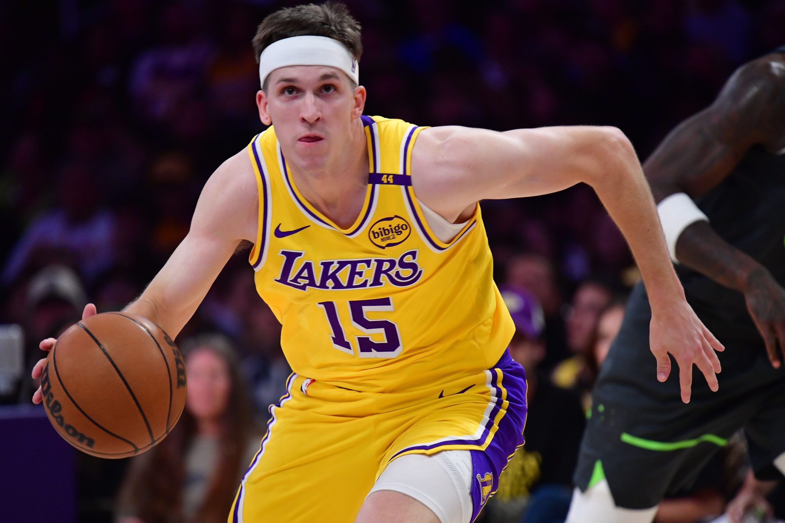 “I’m the Anchor of the Defense”: Deandre Ayton Vows to Redefine His Image as Lakers’ 7-Foot Enforcer 2 USATSI 26057489 scaled
