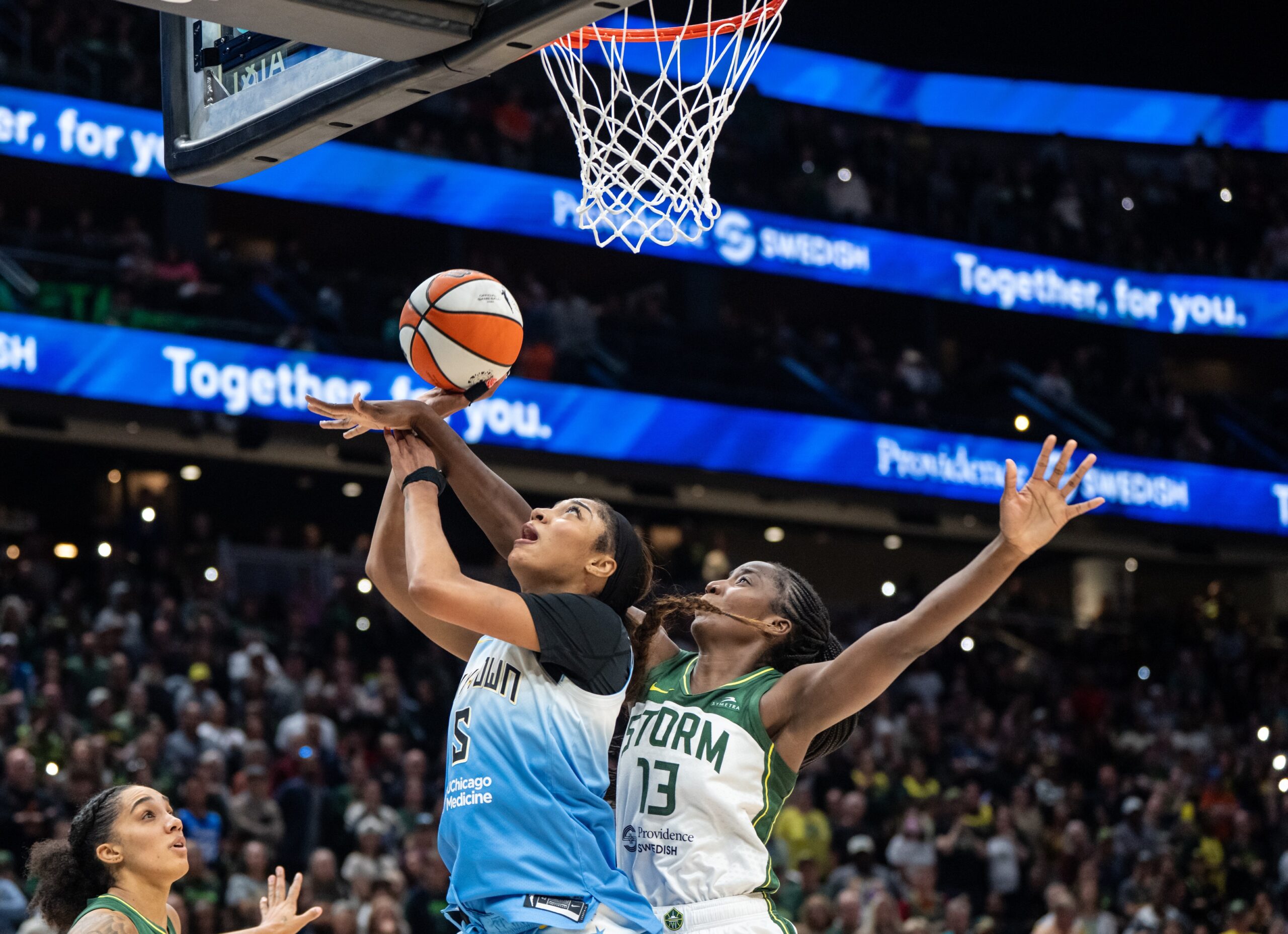 "But Will He Fix Her Layups?": WNBA Fans Lose It As Angel Reese Relationship With Magic Big Man Gets Confirmed 3 USATSI 26970556 168400517 lowres 1 scaled