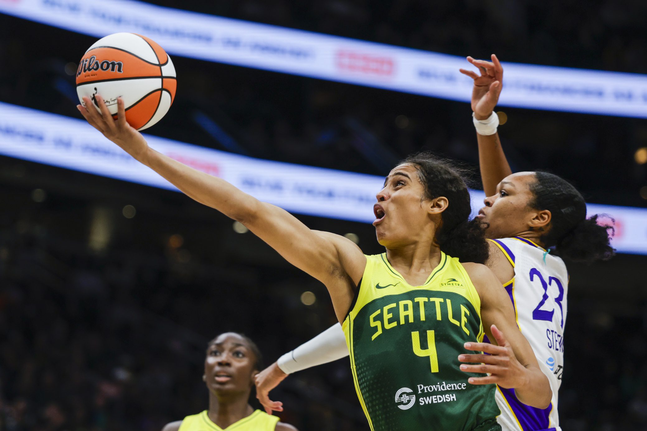 LOOK: Skylar Diggins’ Wild Fashion Choice Explodes Online As Storm Lock In WNBA Playoffs 3 USATSI 26979469 168400517 lowres 1