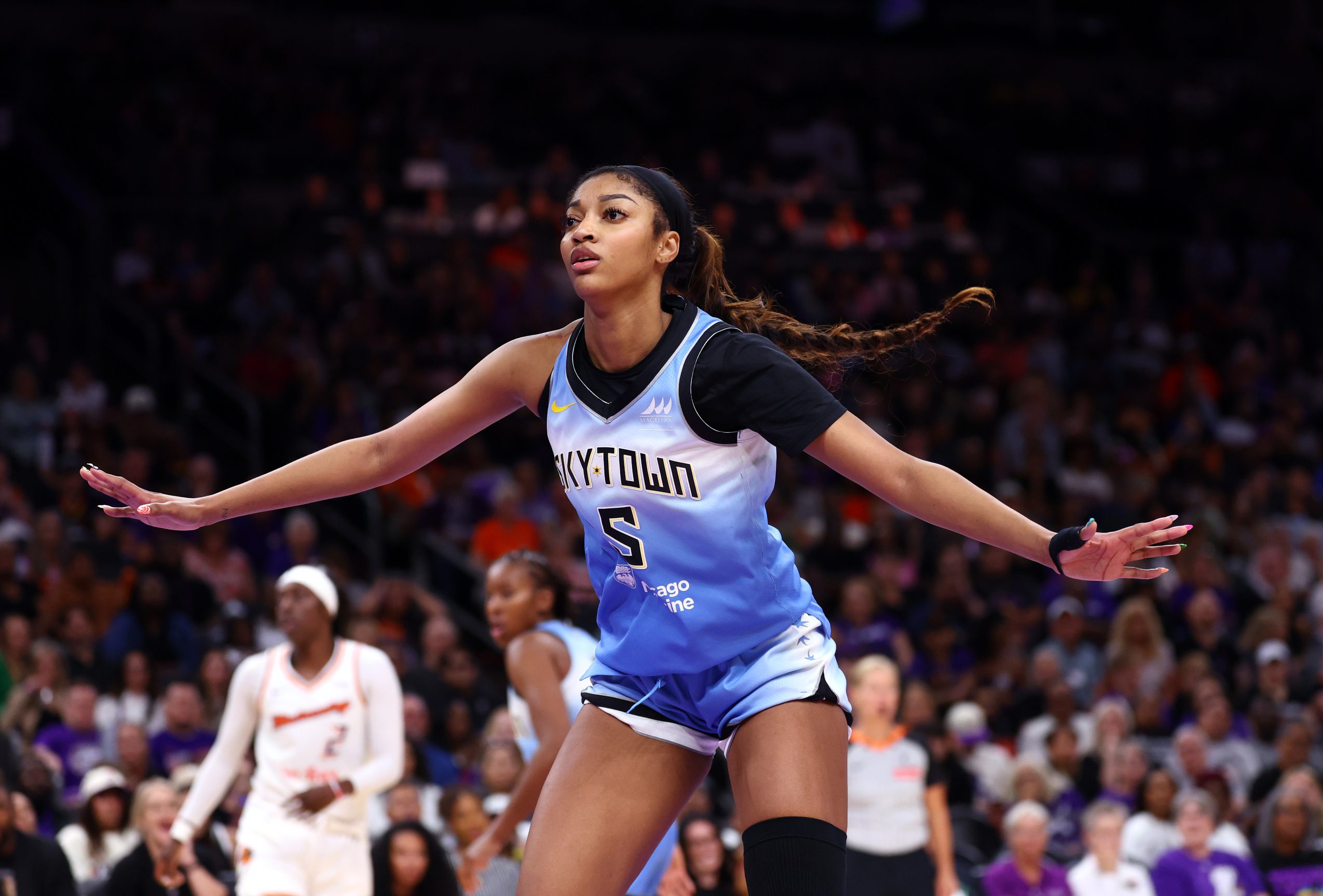 "I Don't Want To Do An Interview With Anybody": Angel Reese Opens Up On Skipping Post-Game Pressers, Claims Media Keeps Twisting Her Words 2 wNBA Fans Angel Reese