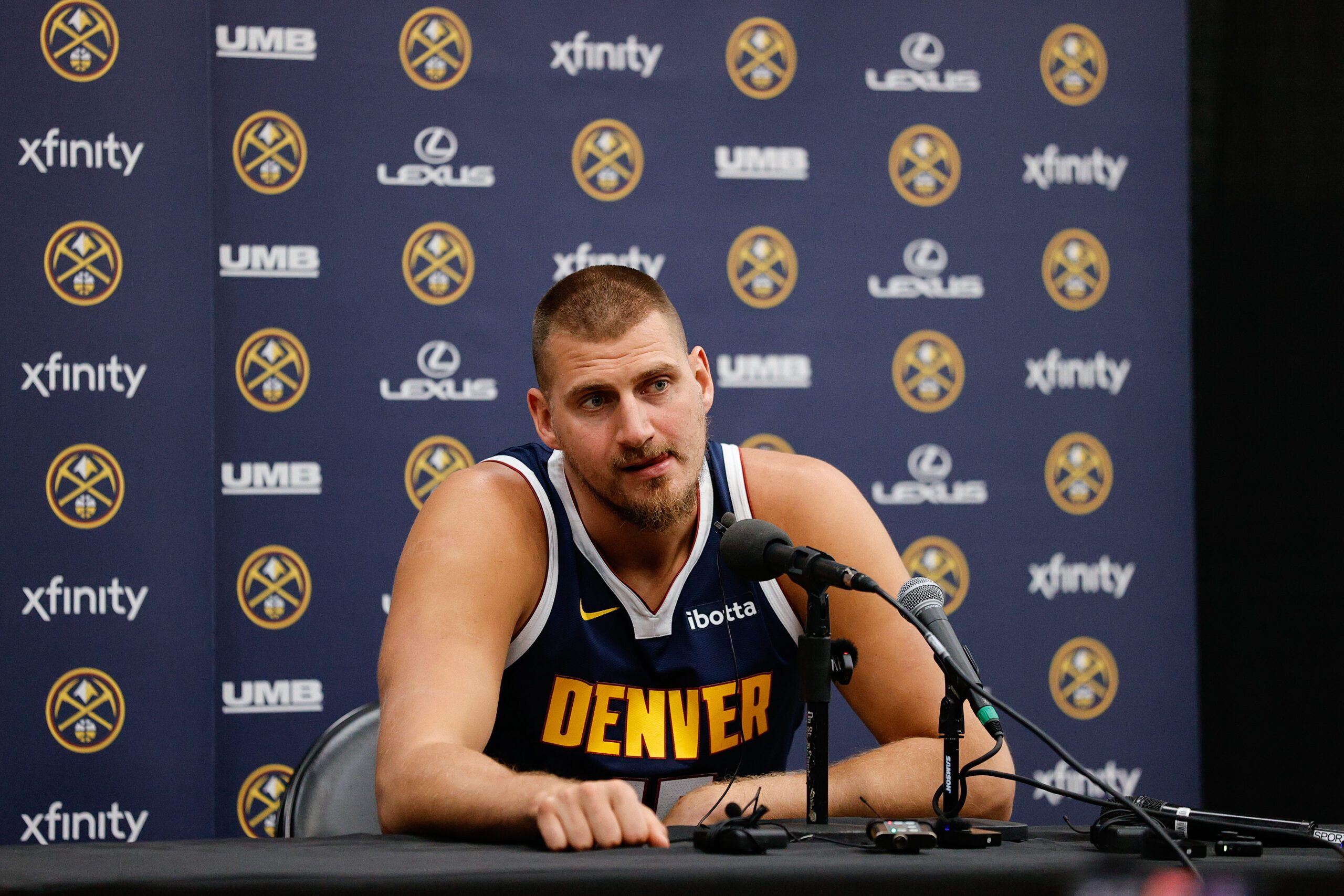 “Shaquille O'Neal’s Going to Dunk Every Single Time” - Former Nuggets Forward Says Nikola Jokic Couldn’t Beat Lakers Legend 1-on-1 1 USATSI 27202991 scaled