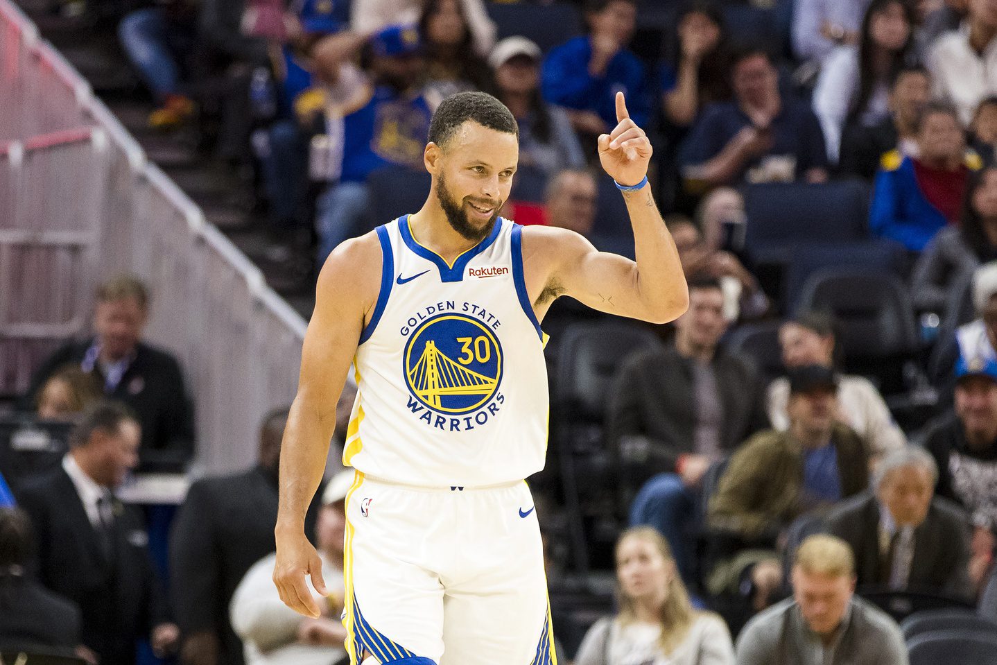 "His Own Wife Wouldn't Even Say This About Him": NBA Fans Throw Ayesha Curry Under The Bus After Hubby Steph Curry Was Labeled 'Sexiest Man' While Smoking Cigar 2 NBA Fans