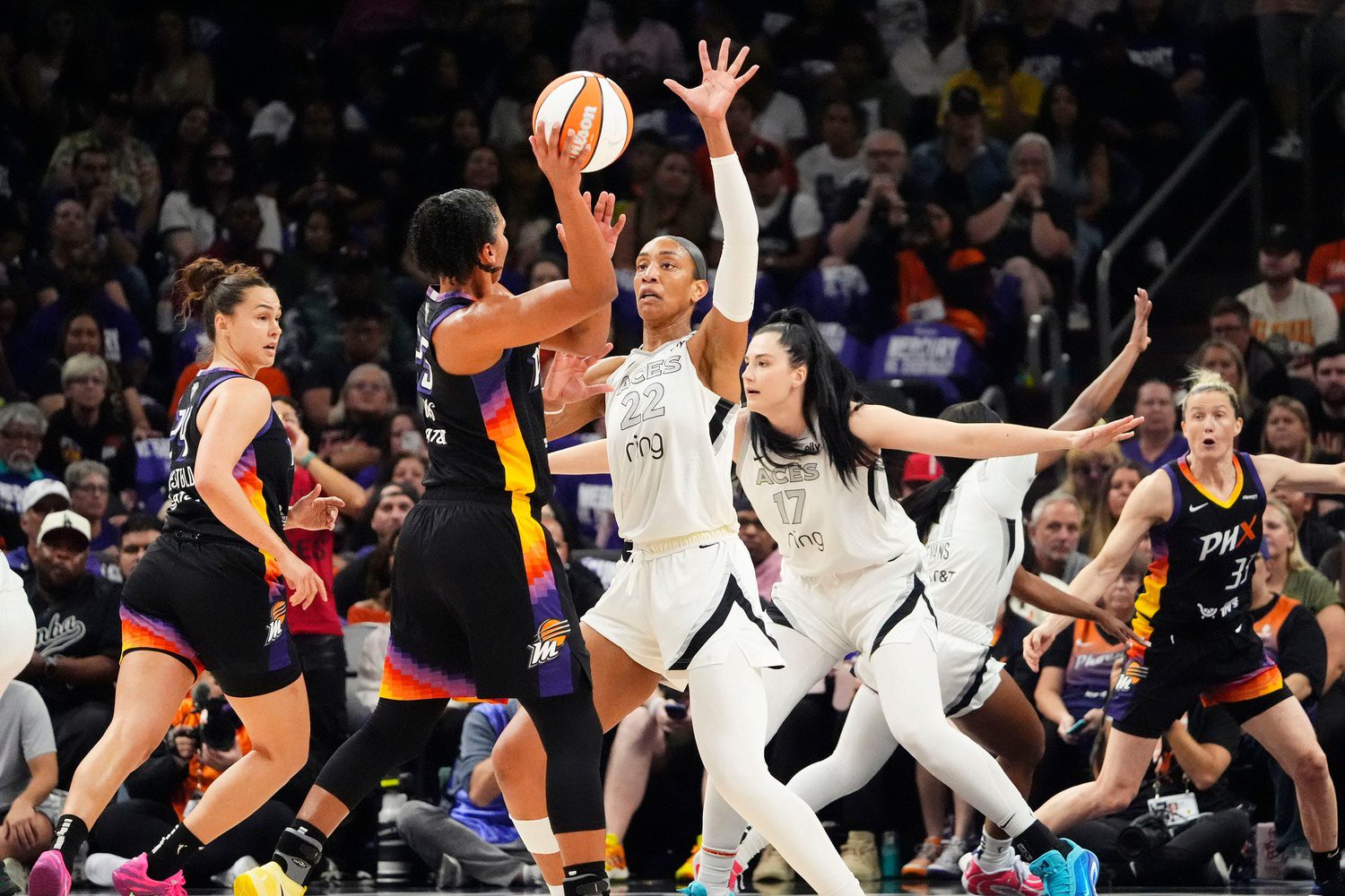"Could Put A Nice Down Payment On A Used Honda": WNBA Fans Mock Aces, Mercury Championship Bonuses While CBA Negotiations Are Shaky 2 USATSI 27292888 168400517 lowres