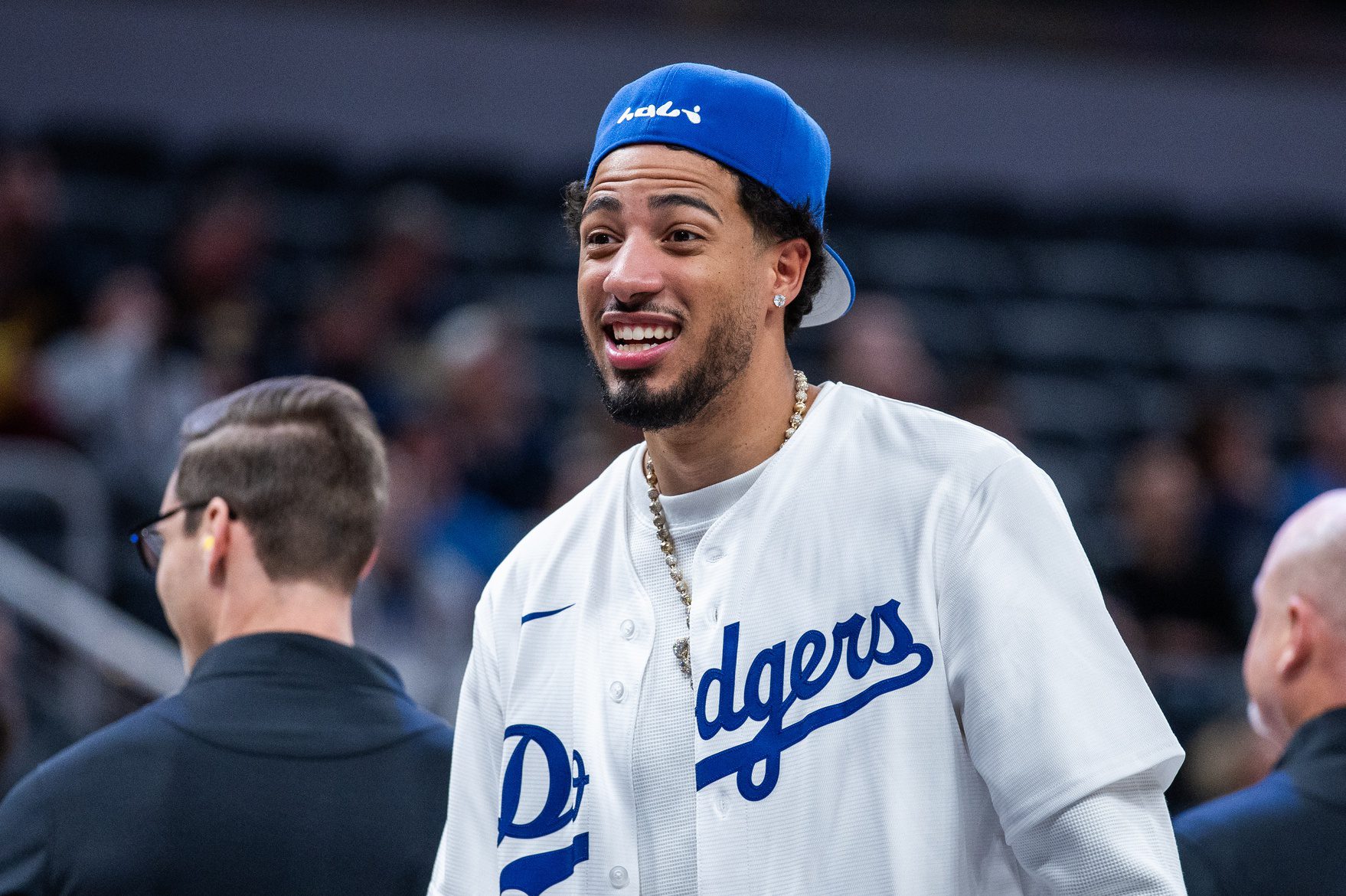"He Got Better Career NBA:CFA Point Ratio Than U Do Tubs": NBA Fans Drop Funny Remarks On Tyrese Haliburton's Chik-Fil-A Points Vs His NBA Career Points At Nefltix Documentary 1 NBA Fans. Tyrese