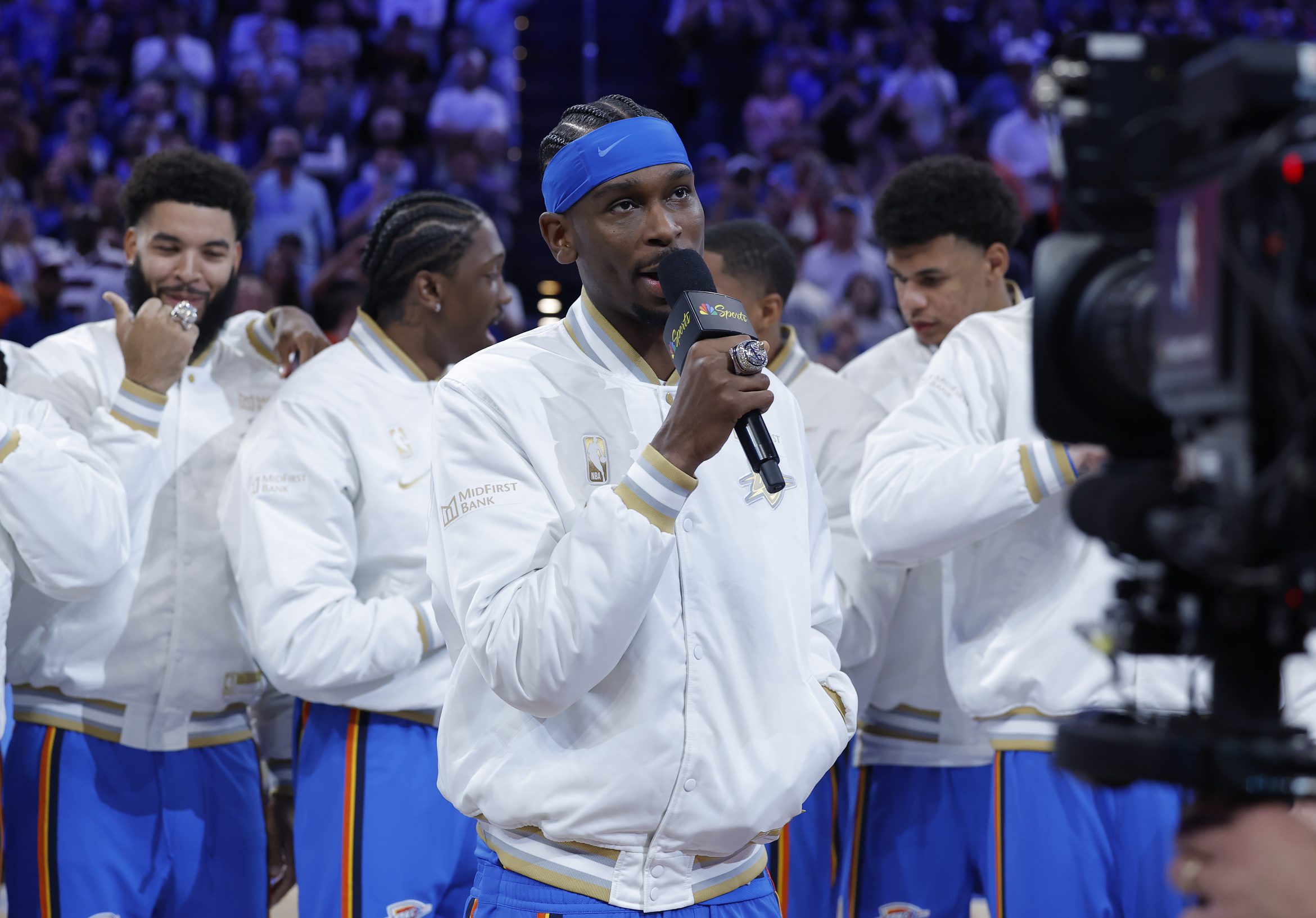 "He Definitely Called Timeout About 3 Times" - Oklahoma City Thunder Star Gets 100% Real on Kevin Durant's Controversial Missed Timeout Call 2 Oklahoma City Thunder