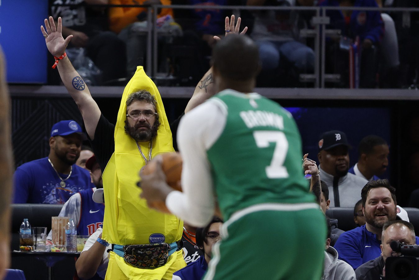 "That's All Sharpie Son": NBA Fans Poke Fun Of Celtics' Jaylen Brown's Fake Hairline 1 USATSI 27426482 168400517 lowres