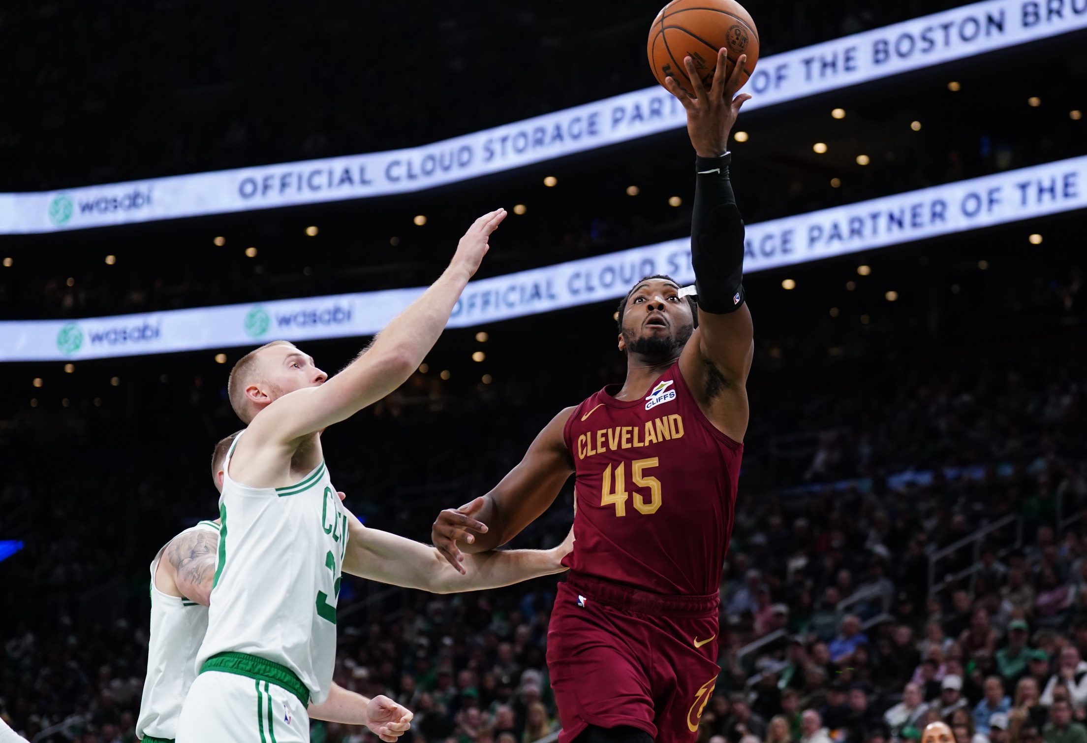 "No Way Bro Is Not Betting And Put An Under On Hisself": NBA Fans Question Donovan Mitchell's Fumbles Amidst League's Gambling Investigation 2 USATSI 27450032 168400517 lowres