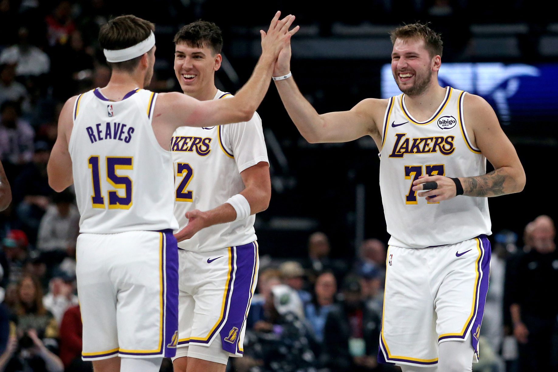 "The Best White Boy Duo Of All Time": NBA Fans Rejoice Luka Doncic, Austin Reaves Chemistry In Win Over Hornets 2 NBA Fans