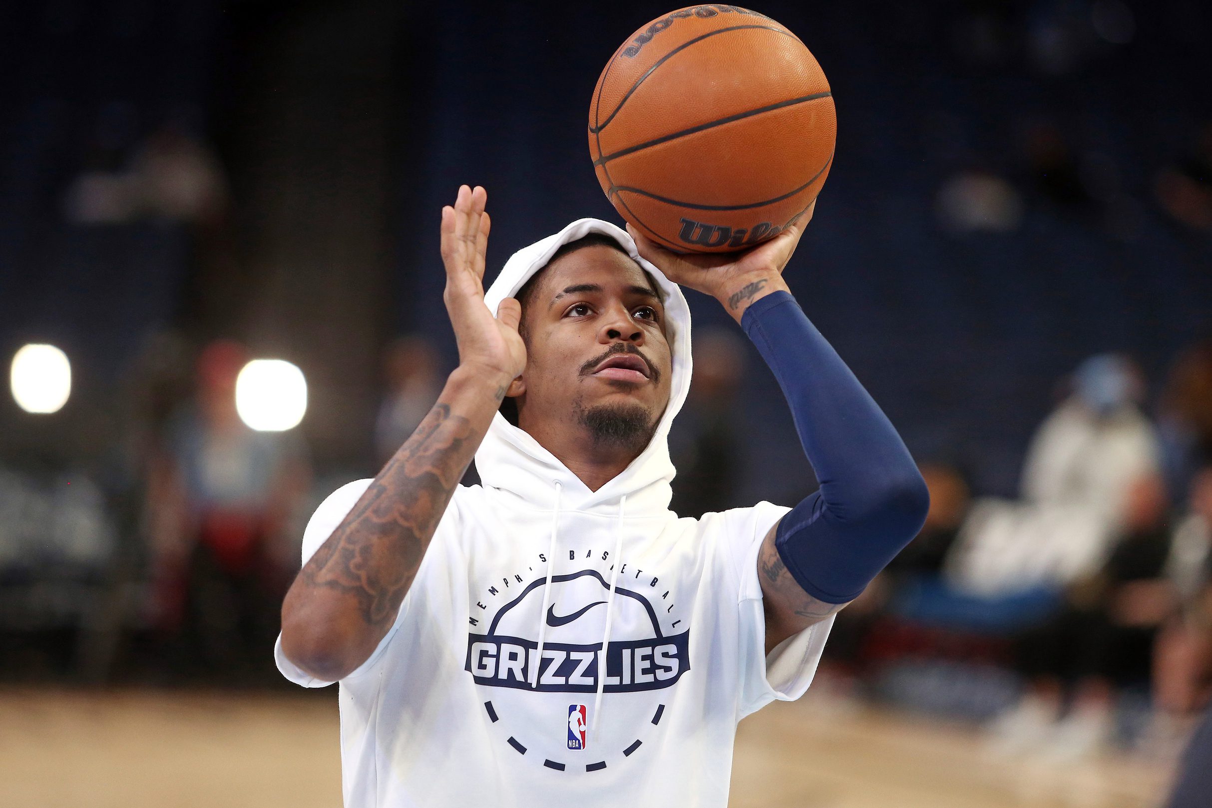 "Put Your Big Boy Pants On" - Memphis Grizzlies' Ja Morant Told to "Man Up" by Hall of Famer Amid Controversy 1 NBA Fans, Memphis Grizzlies