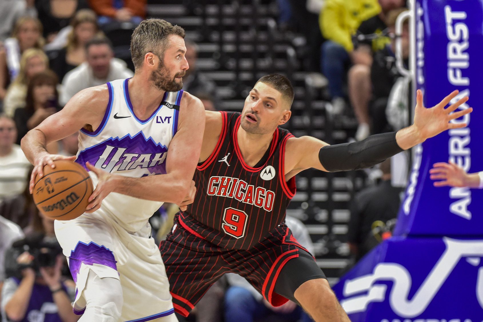 "I'm Always Going To Go Back In Cleveland": Kevin Love Addresses Buzz About Potential Comeback With Cavaliers 1 USATSI 27610112 168400517 lowres