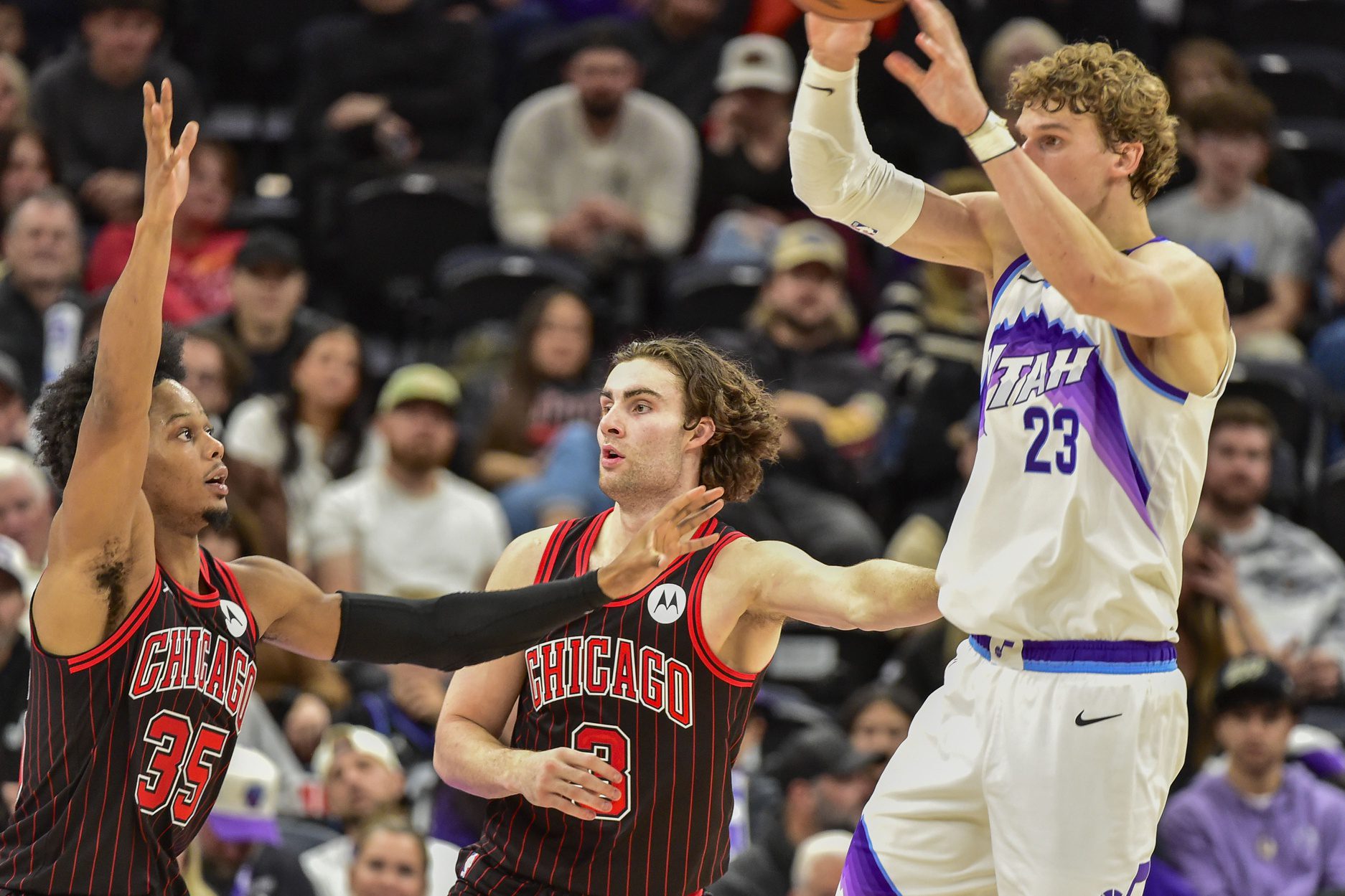 "Heard Giddey Likes Them Being 17": NBA Fans Roast Josh Giddey Over 17% Shot At Most Improved Player With Controversial Past 1 USATSI 27610116 168400517 lowres