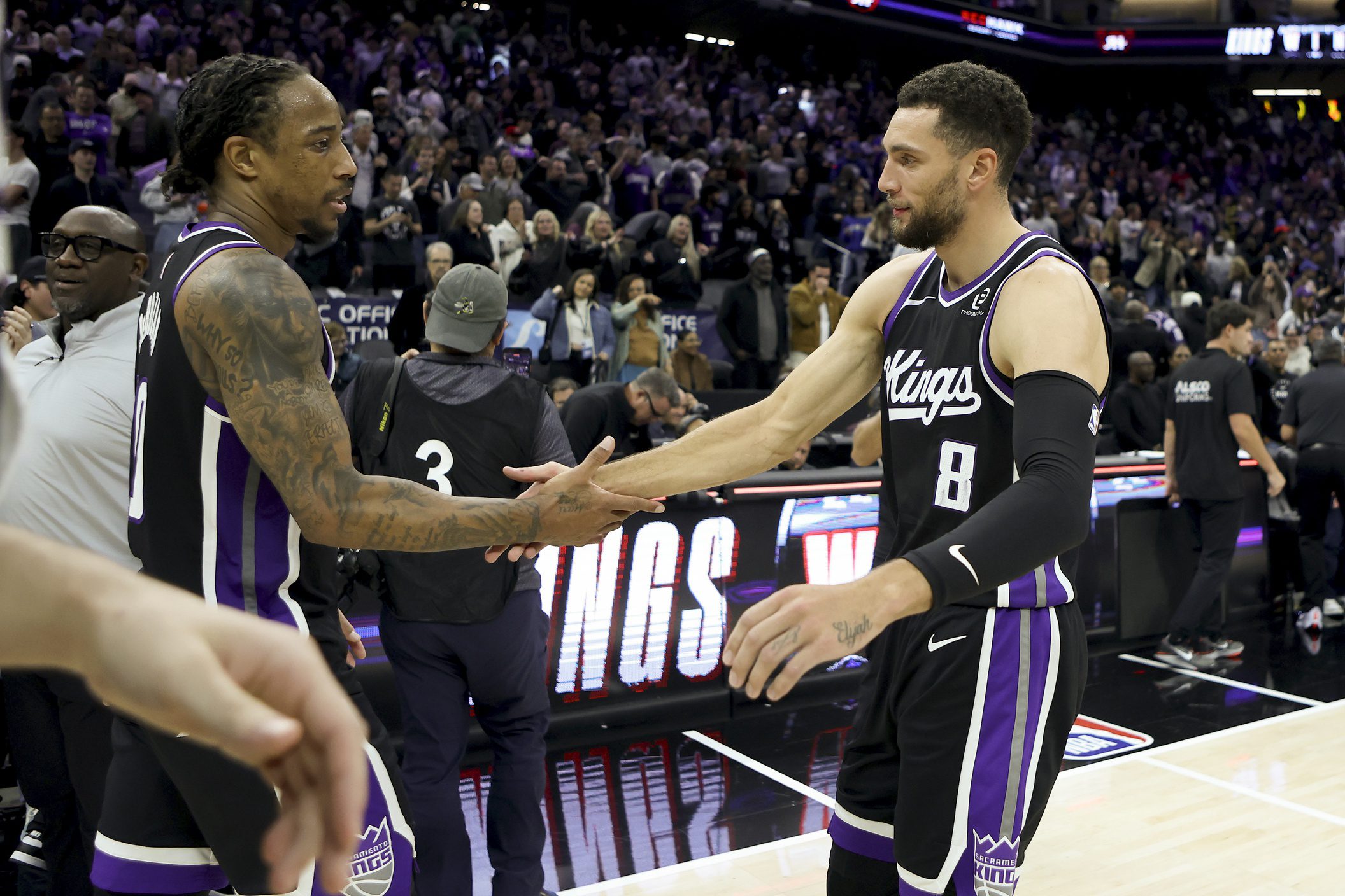 "Perry Wasn't a Fan of His Game" - Sacramento Kings GM "Desperately" Wants to Trade Disgruntled $47.5 Million Star, Per Report 3 Sacramento Kings
