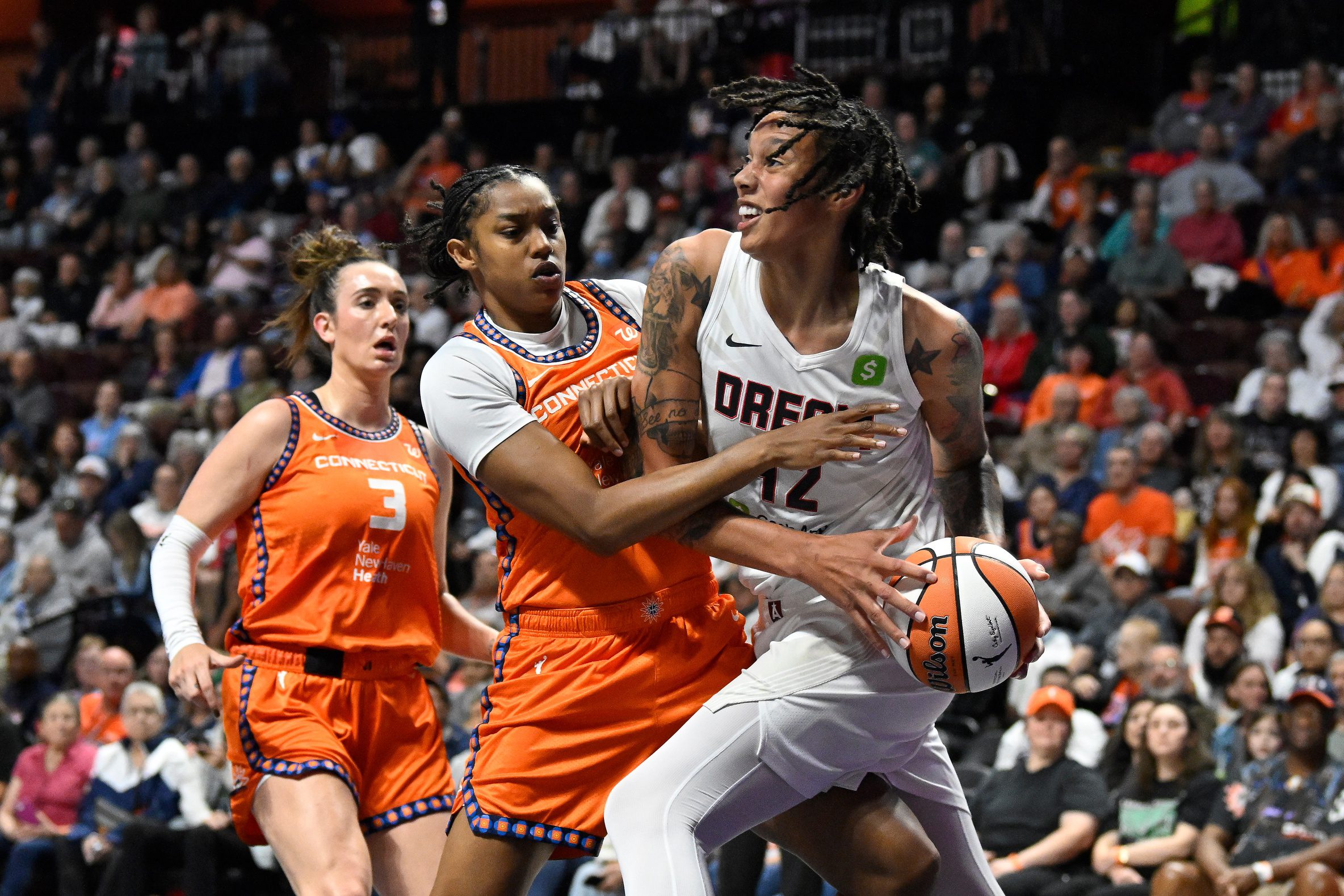 "Dude Can't Even Dunk At 6'9": WNBA Fans Mock Brittney Griner Missing Open Dunk As League Plea For Higher Pay 1 WNBA Fans