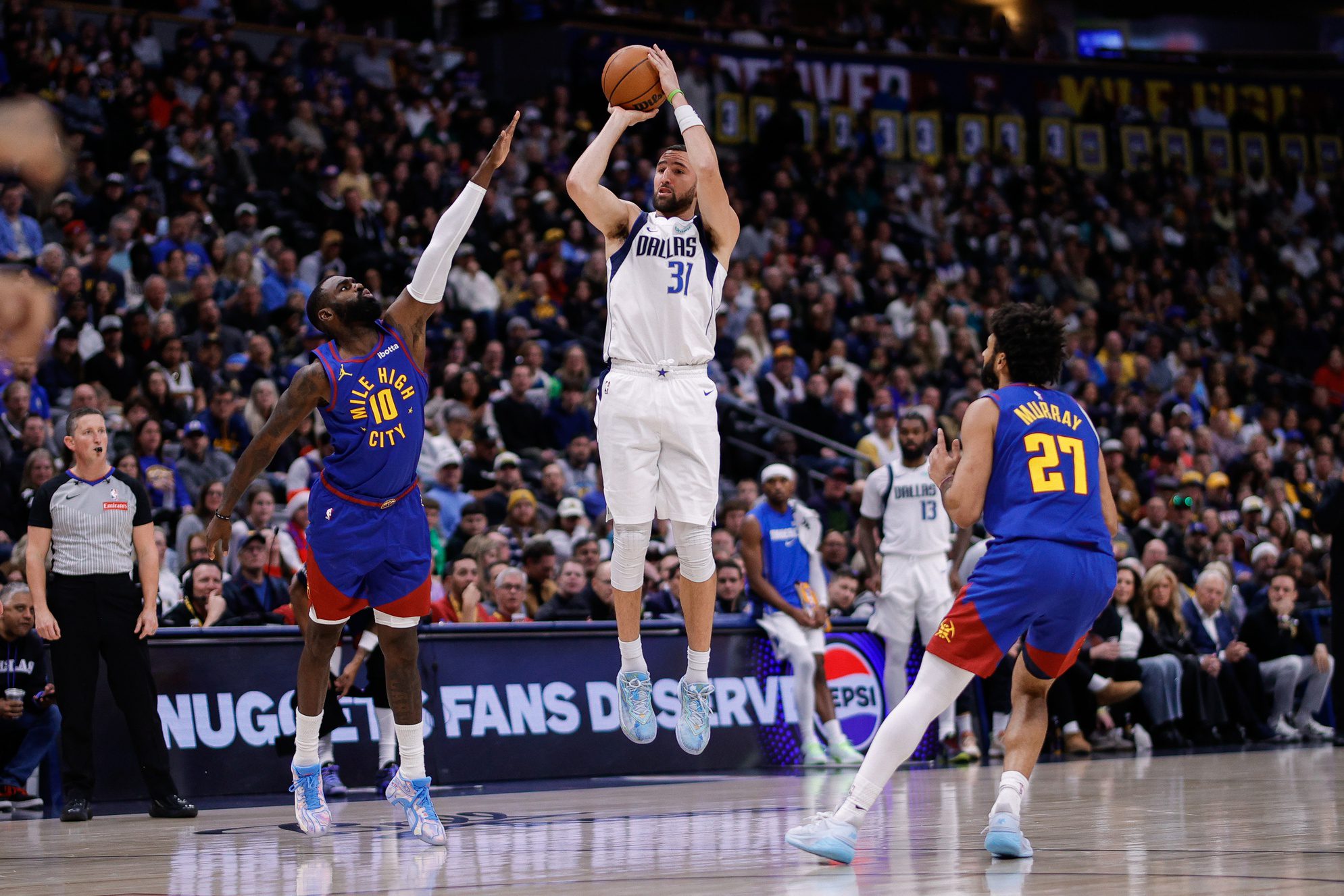 "Klay Hooking Her Up With Sponsors": NBA Fans Amused With Megan Thee Stallion's "Fair Play" Commercial With Betting Sponsor 3 USATSI 27720547 168400517 lowres