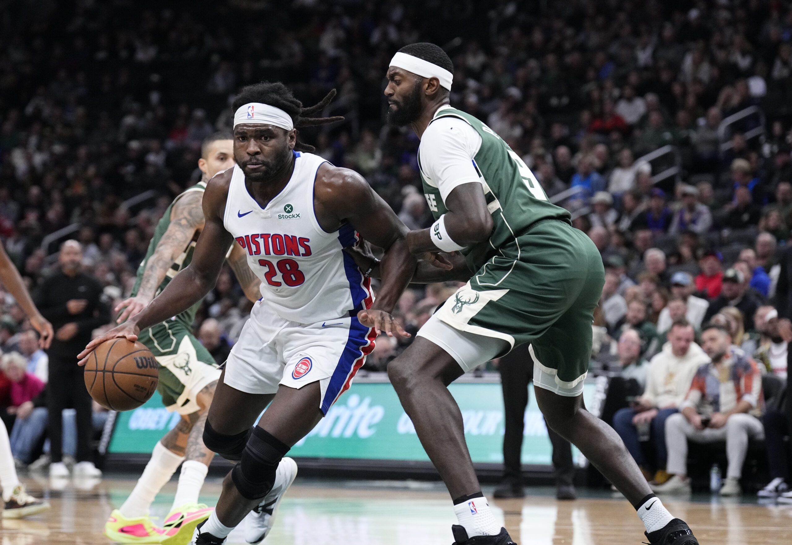 NBA Fans Go Nuts As Isaiah Stewart, Bobby Portis Gets In Heated Altercation During Pistons-Bucks Clash 1 USATSI 27734875 1 scaled