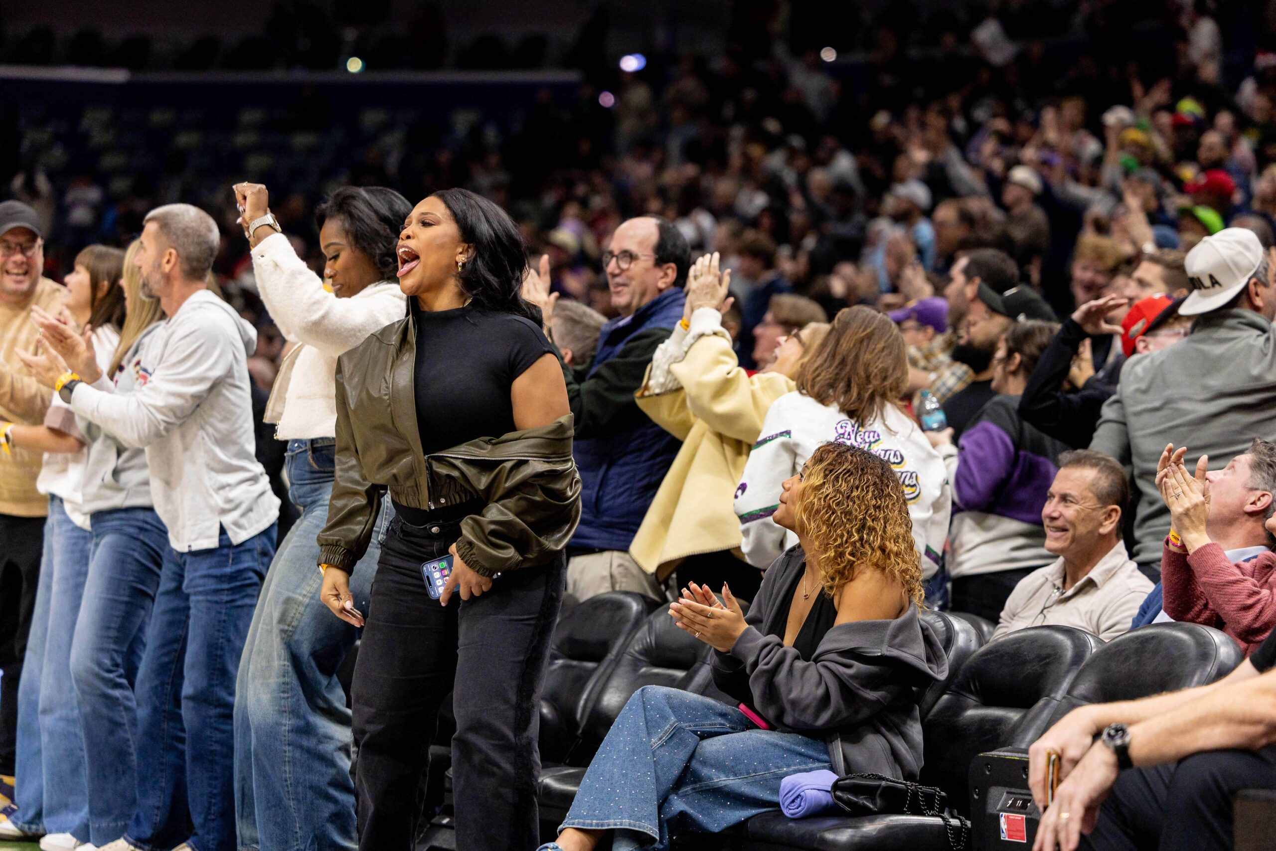 "WNBA Is Tougher Than NBA": NBA Fans Laugh At Spurs Hype Music Featuring Vanessa Carlton's 'A Thousand Miles' 2 NBA Fans