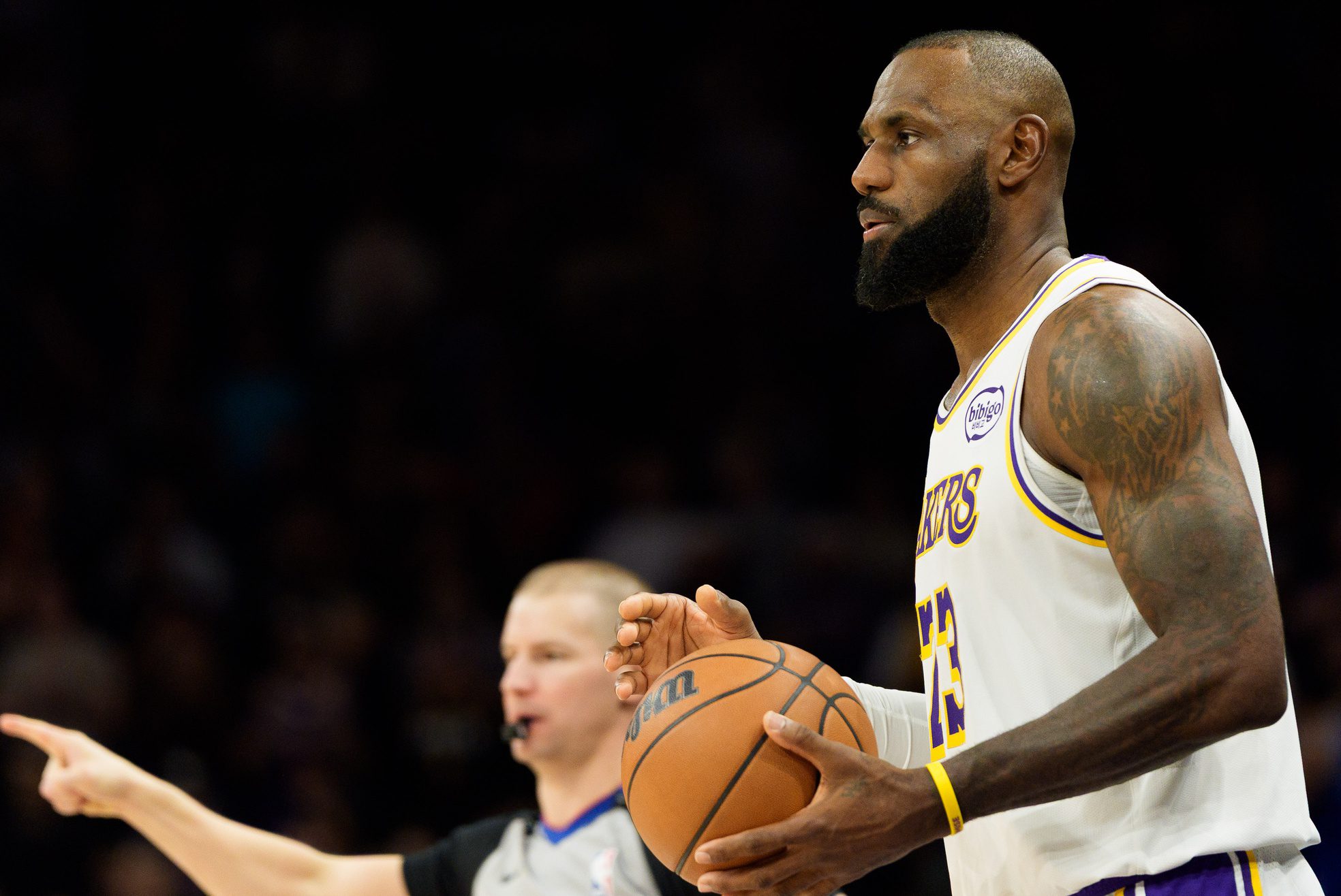 "Ejecting Bron Would Have Been Elder Abuse": NBA Fans Go Nuts As Ausar Thompson's Ejection Gets Compared To LeBron James Viral Referee Complaining Clip 3 NBA Fans