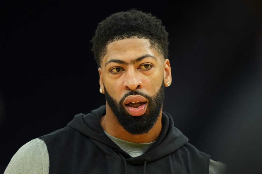Dec 25, 2025; San Francisco, California, USA; Dallas Mavericks forward Anthony Davis (3) before the game against the Golden State Warriors at Chase Center. Mandatory Credit: Darren Yamashita-Imagn Images