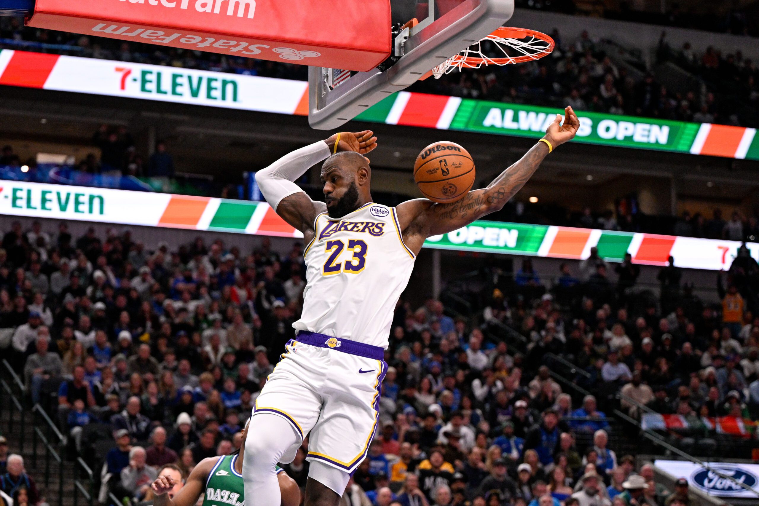 "So True King, Mj Wouldn’t Last 10 Games In Today’s League": NBA Fans Debate After LeBron James Emphasized Difficulty Of Playing 82 Season Games In Modern Basketball 3 Lebron James, Los Angeles Lakers
