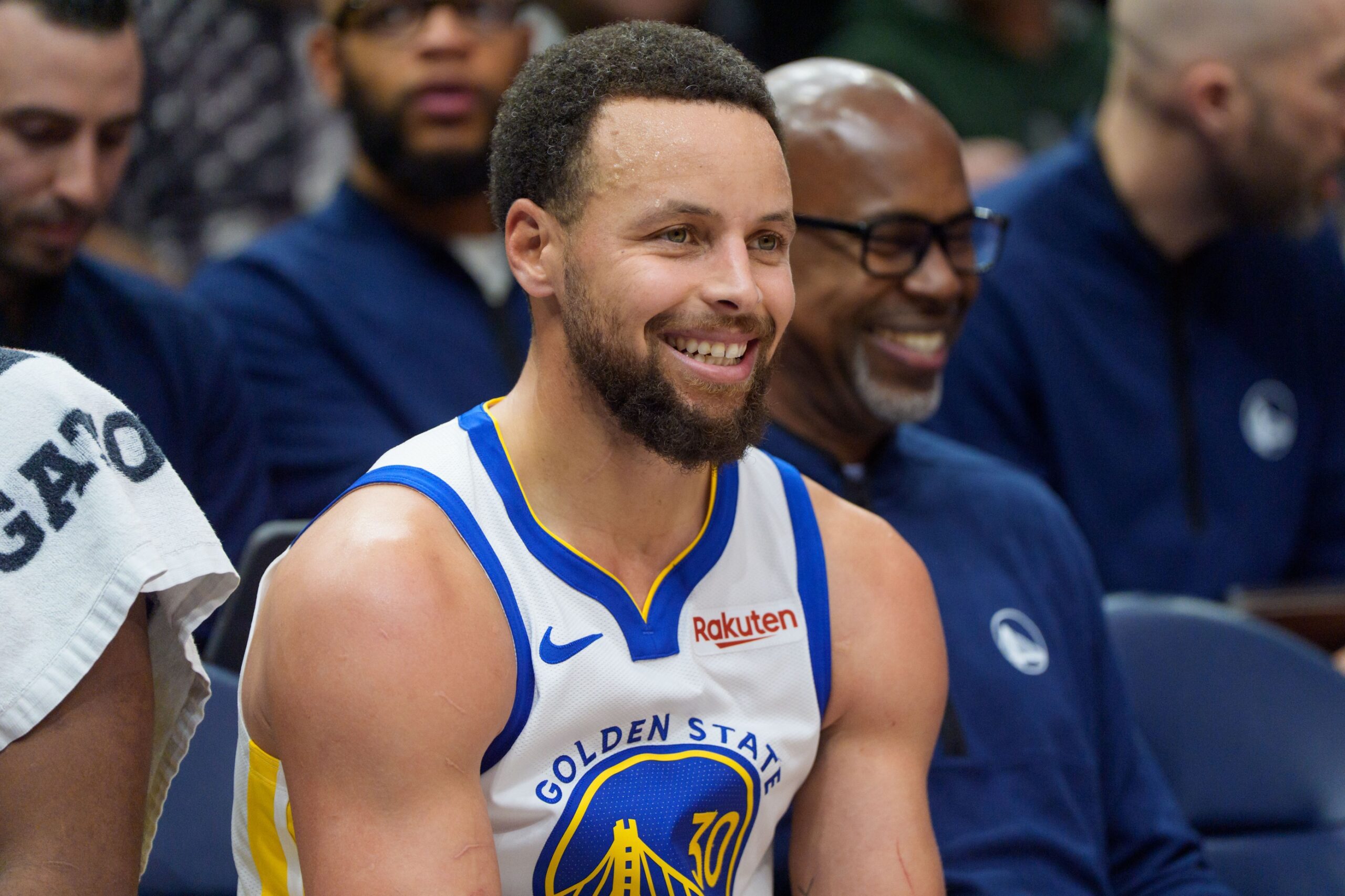 "Oh Please Yall Crickets When Trump Says Divisive": NBA Fans Pound Nick Adams After Criticizing Steph Curry's Stand On ICE Arrests And Alex Pretti's Death 1 NBA Fans