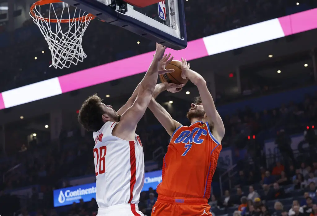 Thunder: Chet Holmgren Claims Center Battle Versus Rockets' Alperen Sengun, Steven Adams; Explains How He Outperformed 'Strong' Kiwi Veteran 1 Chet Holmgren, Oklahoma City Thunder