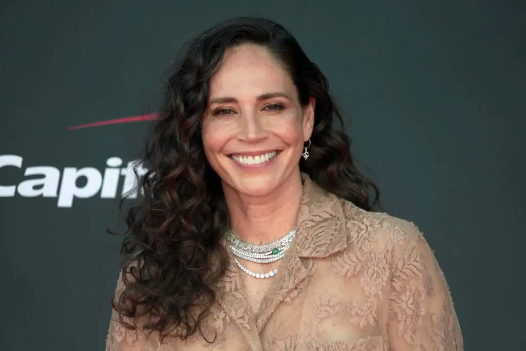"Immediate Contender": Caitlin Clark's New-Look Fever Gets Thumbs Up From WNBA Legend 1 Sue Bird